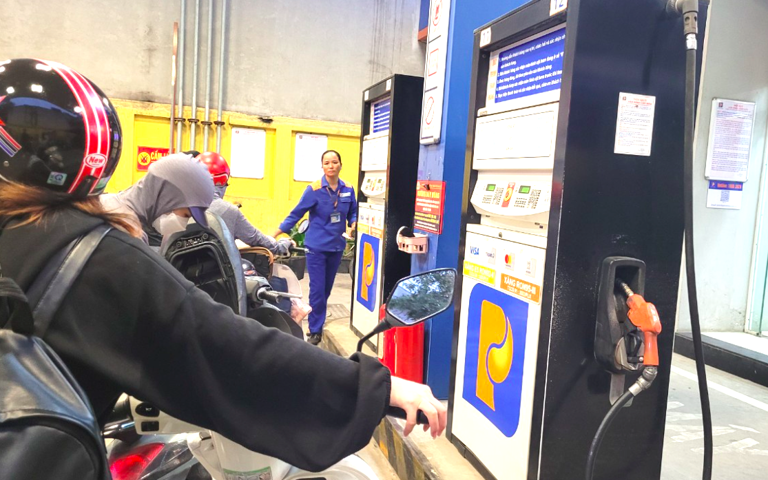 Thu hồi giấy phép kinh doanh xăng dầu của KK Petro - Ảnh 2.