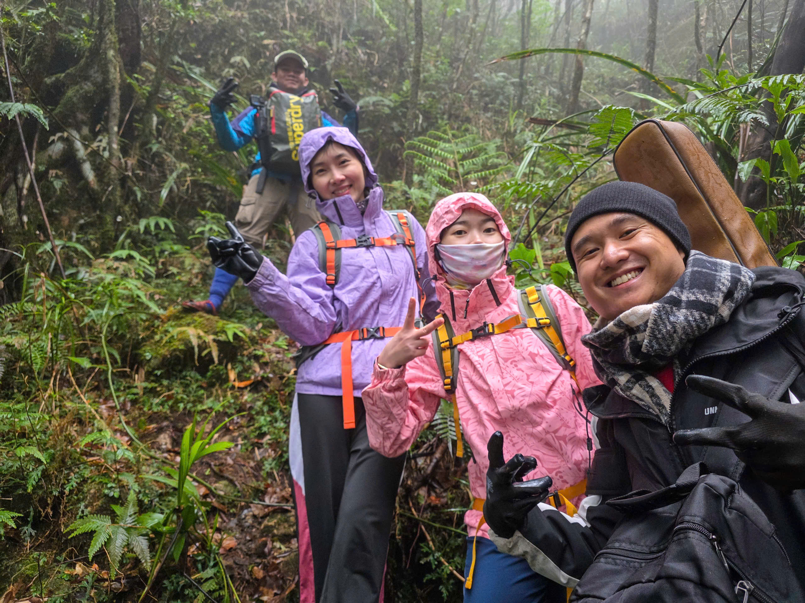 Du xu&acirc;n tr&ecirc;n "n&oacute;c nh&agrave; Quảng Trị" giữa m&acirc;y Trường Sơn - Ảnh 9.