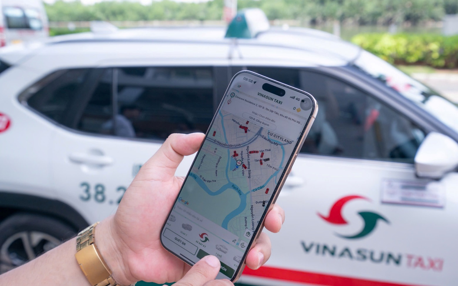 Hội hoa xuân Phú Mỹ Hưng đón hơn 950.000 lượt khách tham quan trong Tết Bính Ngọ 2026 - Ảnh 6.