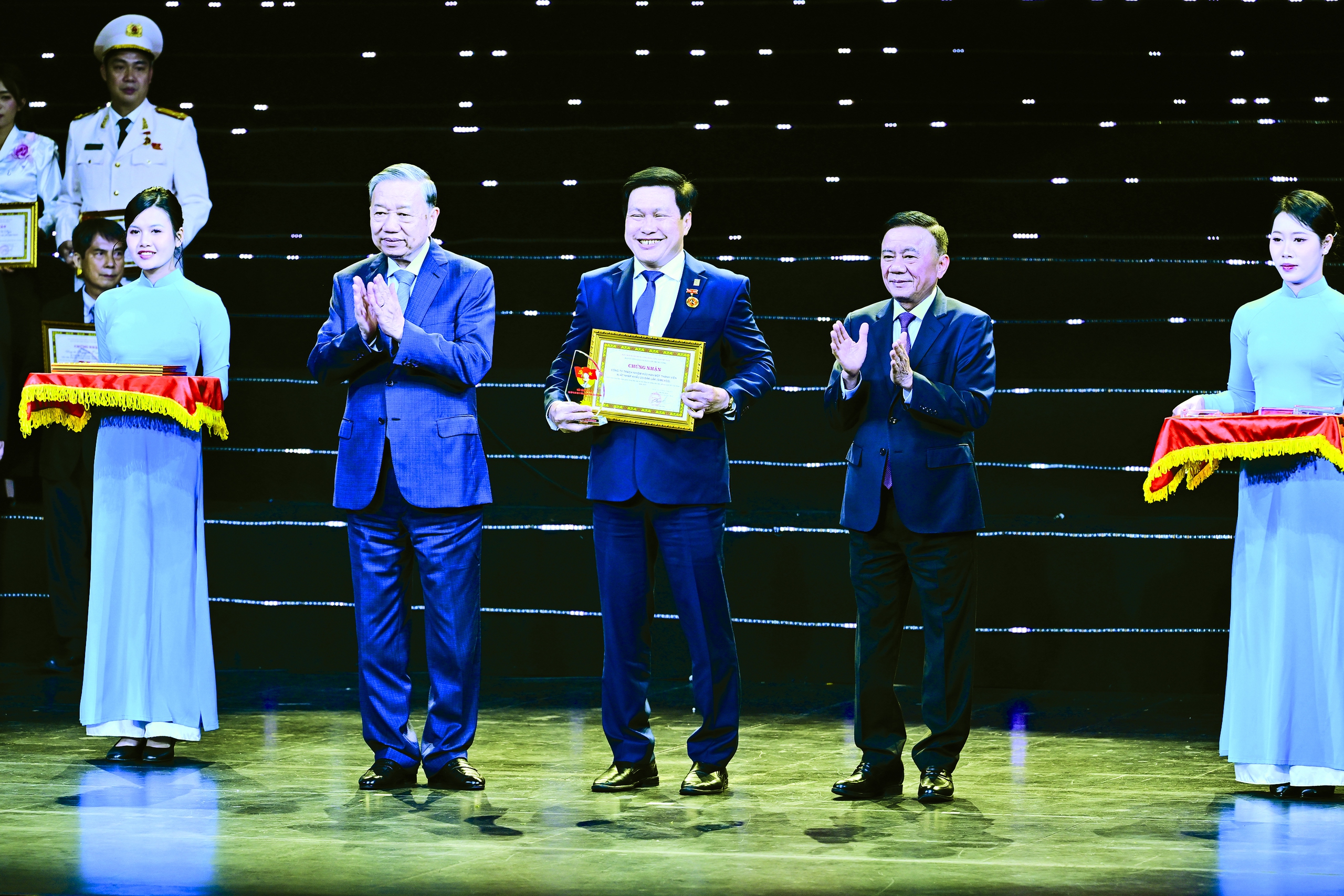 Tâm thế của doanh nghiệp dẫn đầu - Ảnh 1.