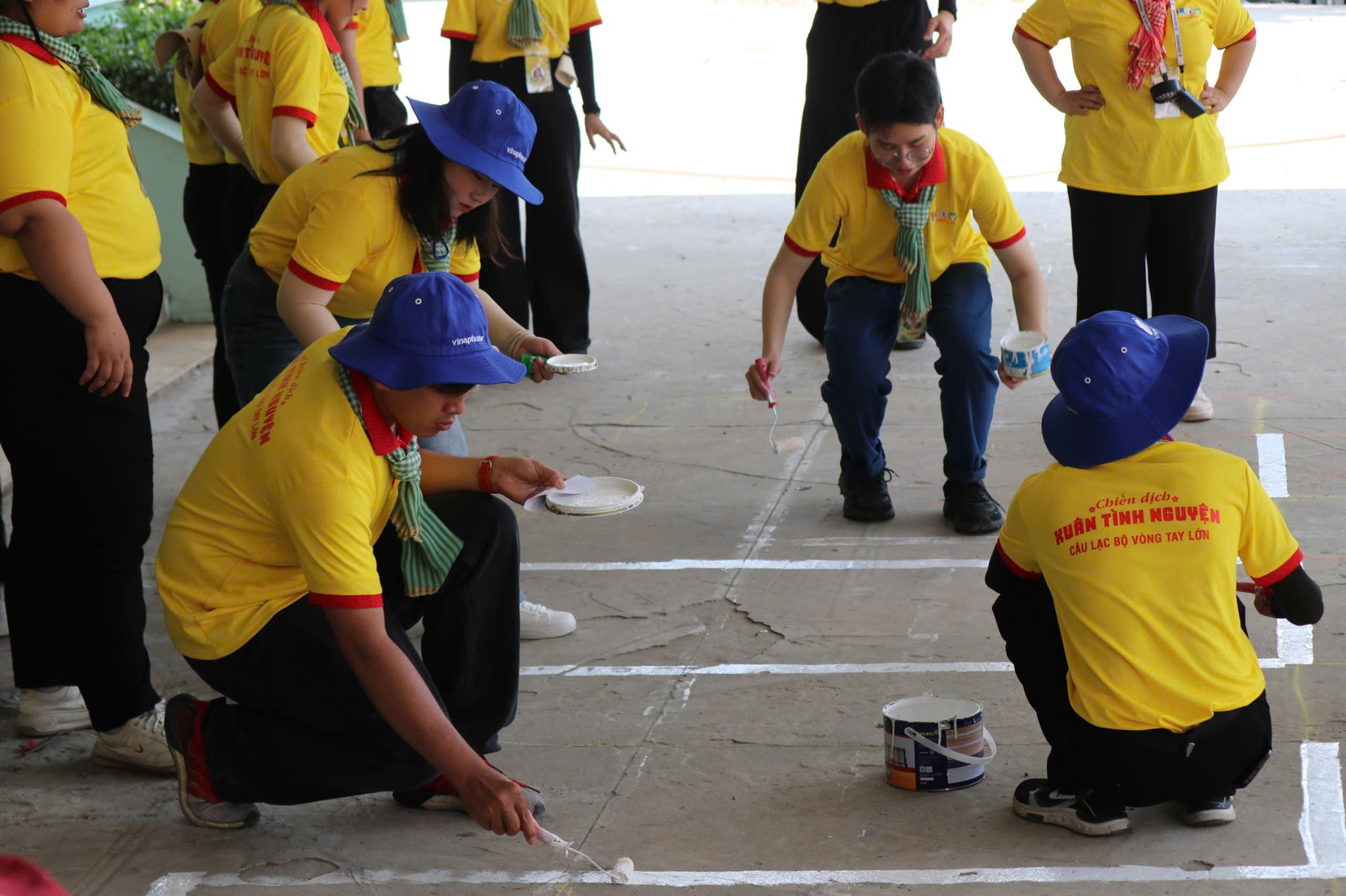 Mang Xuân về xã biên giới - Ảnh 13.