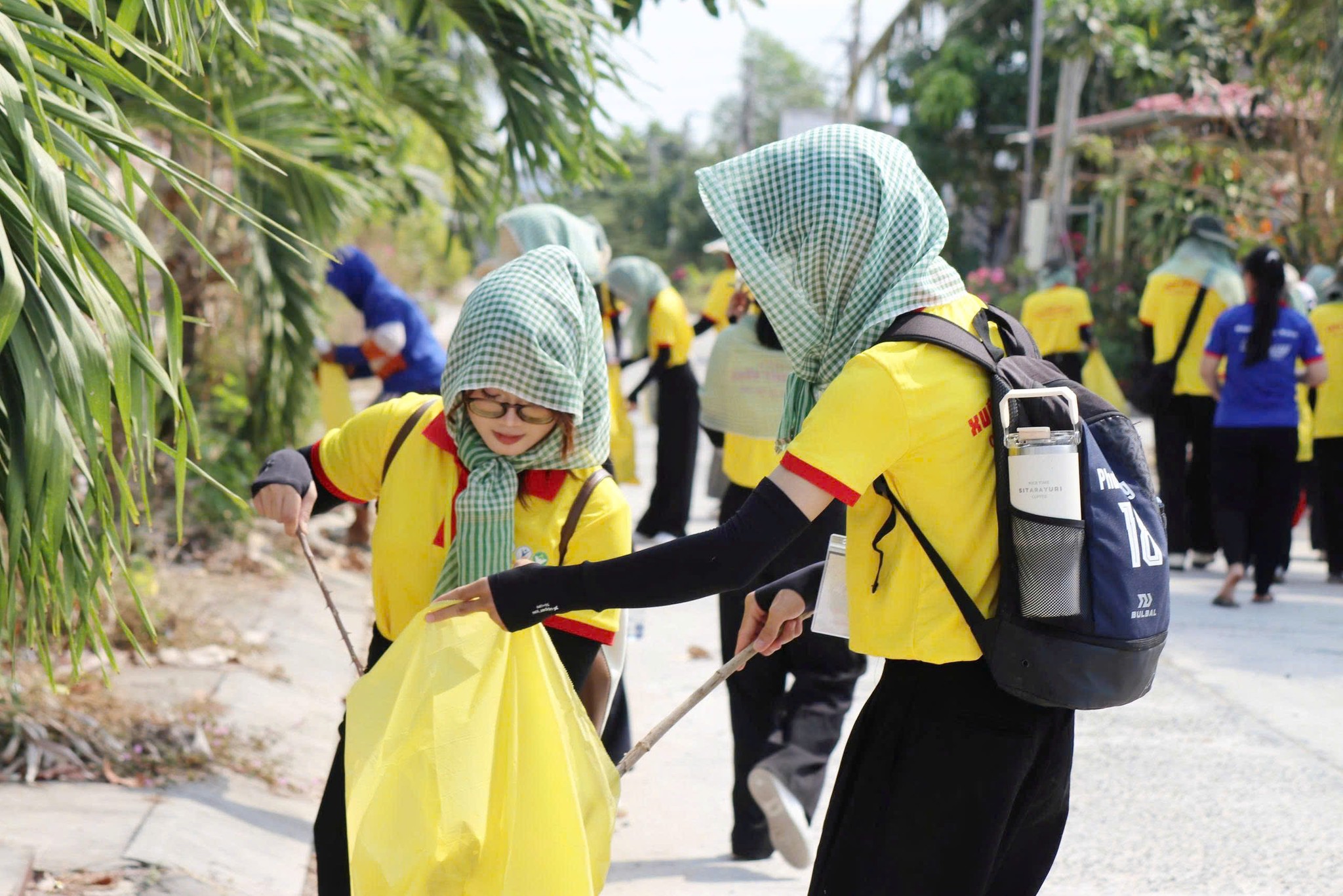 Mang Xuân về xã biên giới - Ảnh 17.