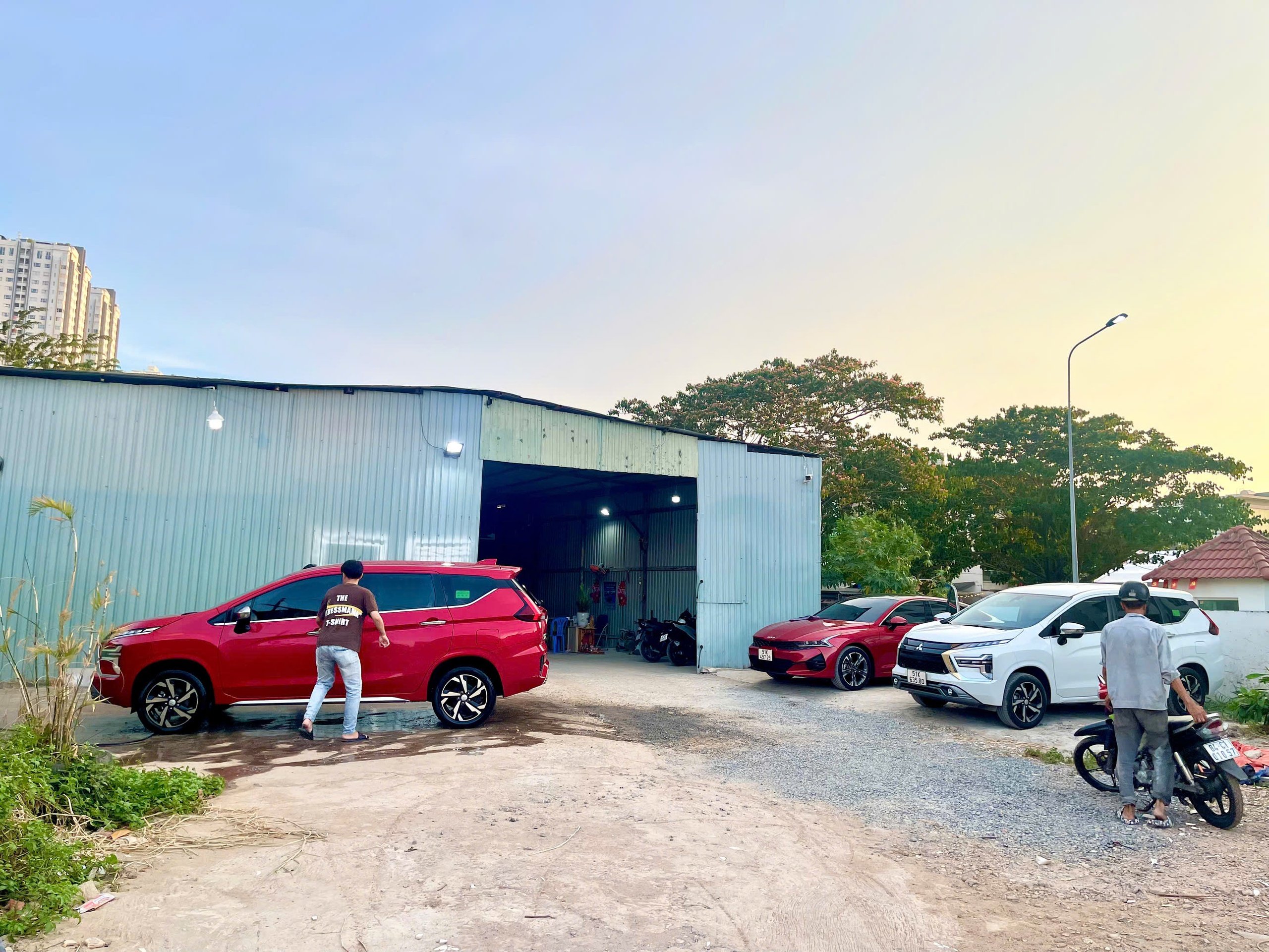 Thuê xe tự lái cận Tết 2026: Giá rẻ cạn kiệt , tìm xe khó khăn - Ảnh 2.