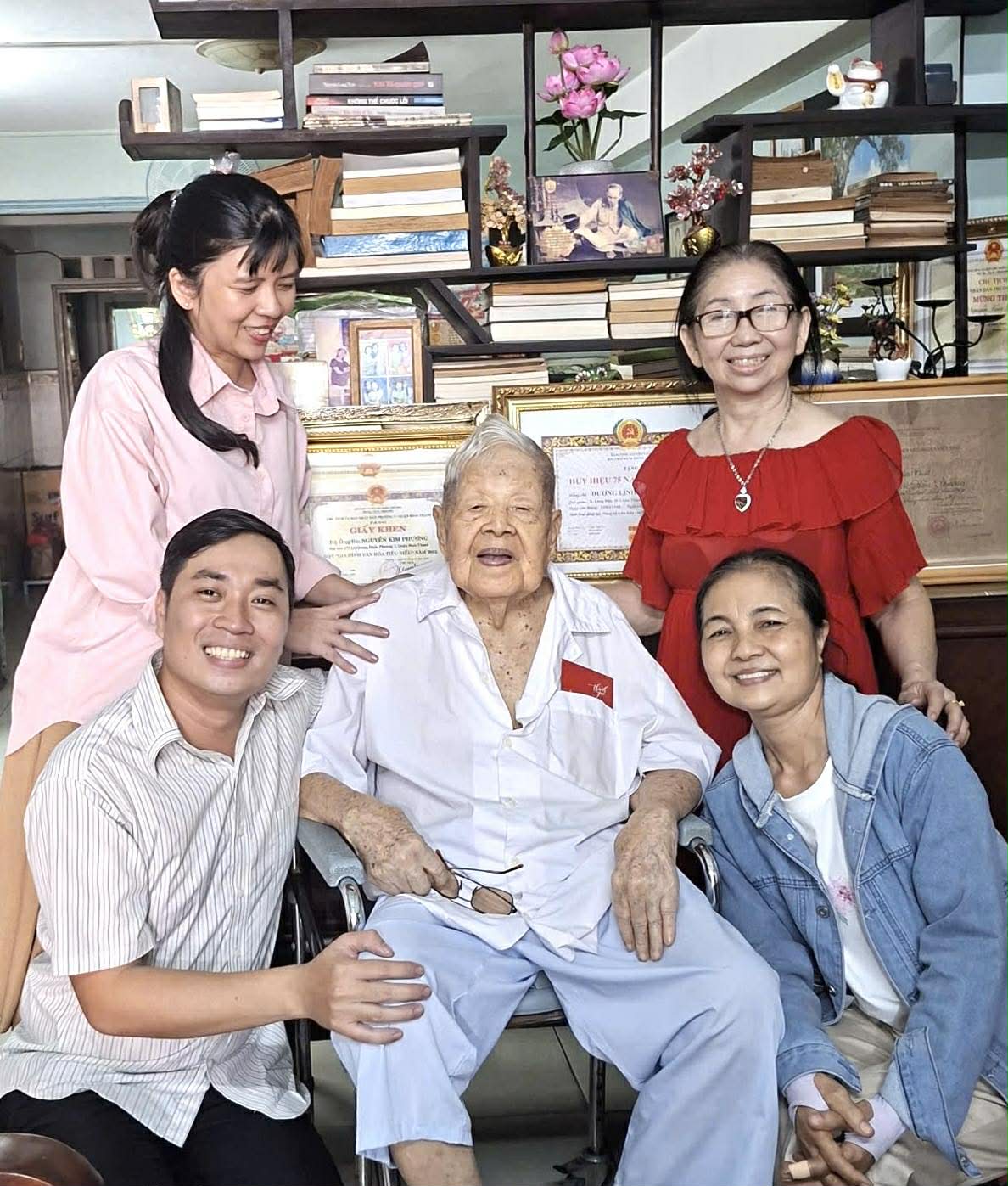 Đầu xuân tri ân tiền bối – tiếp lửa cho ngòi bút sân khấu - Ảnh 5.