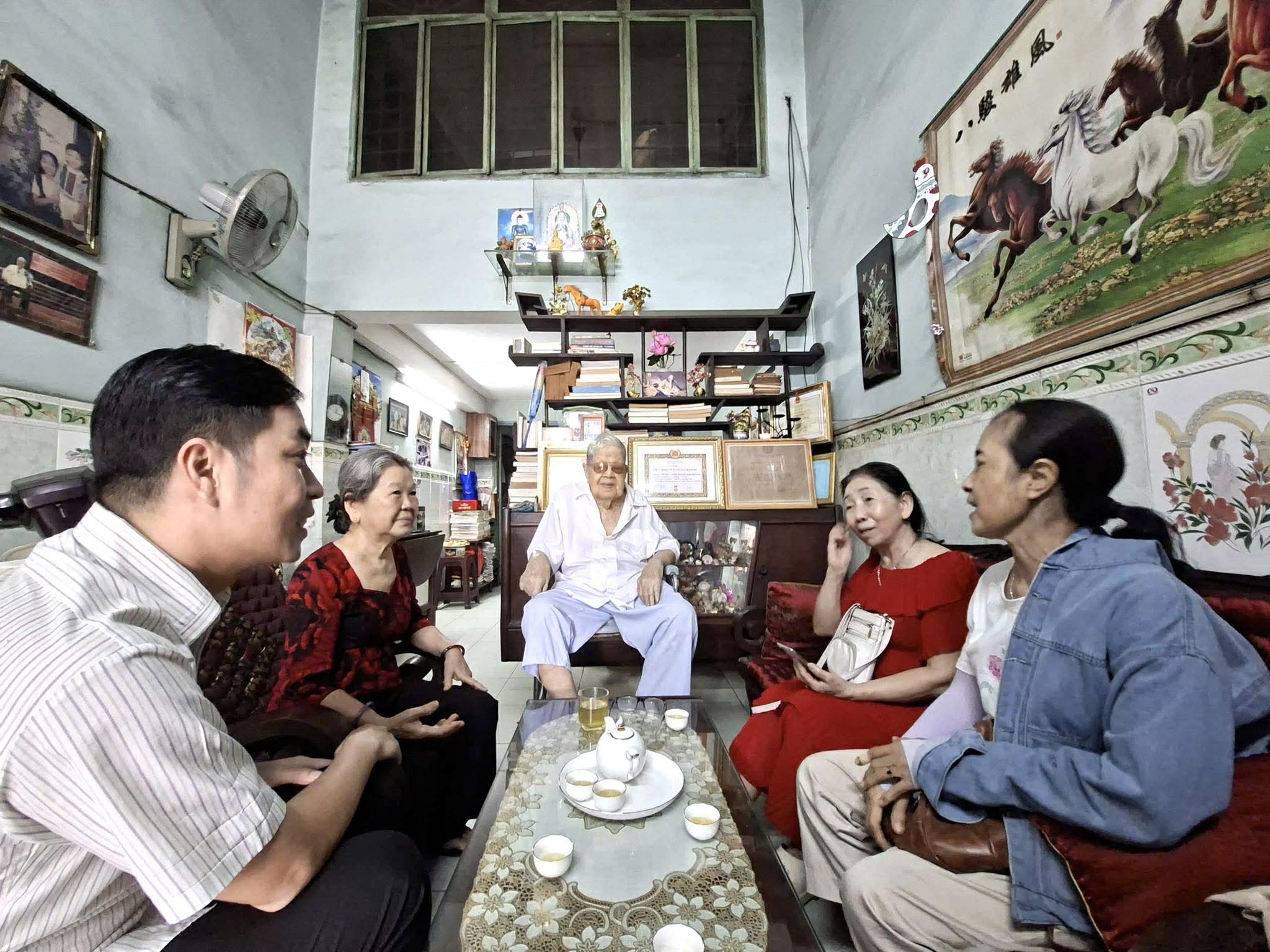 Đầu xuân tri ân tiền bối – tiếp lửa cho ngòi bút sân khấu - Ảnh 6.