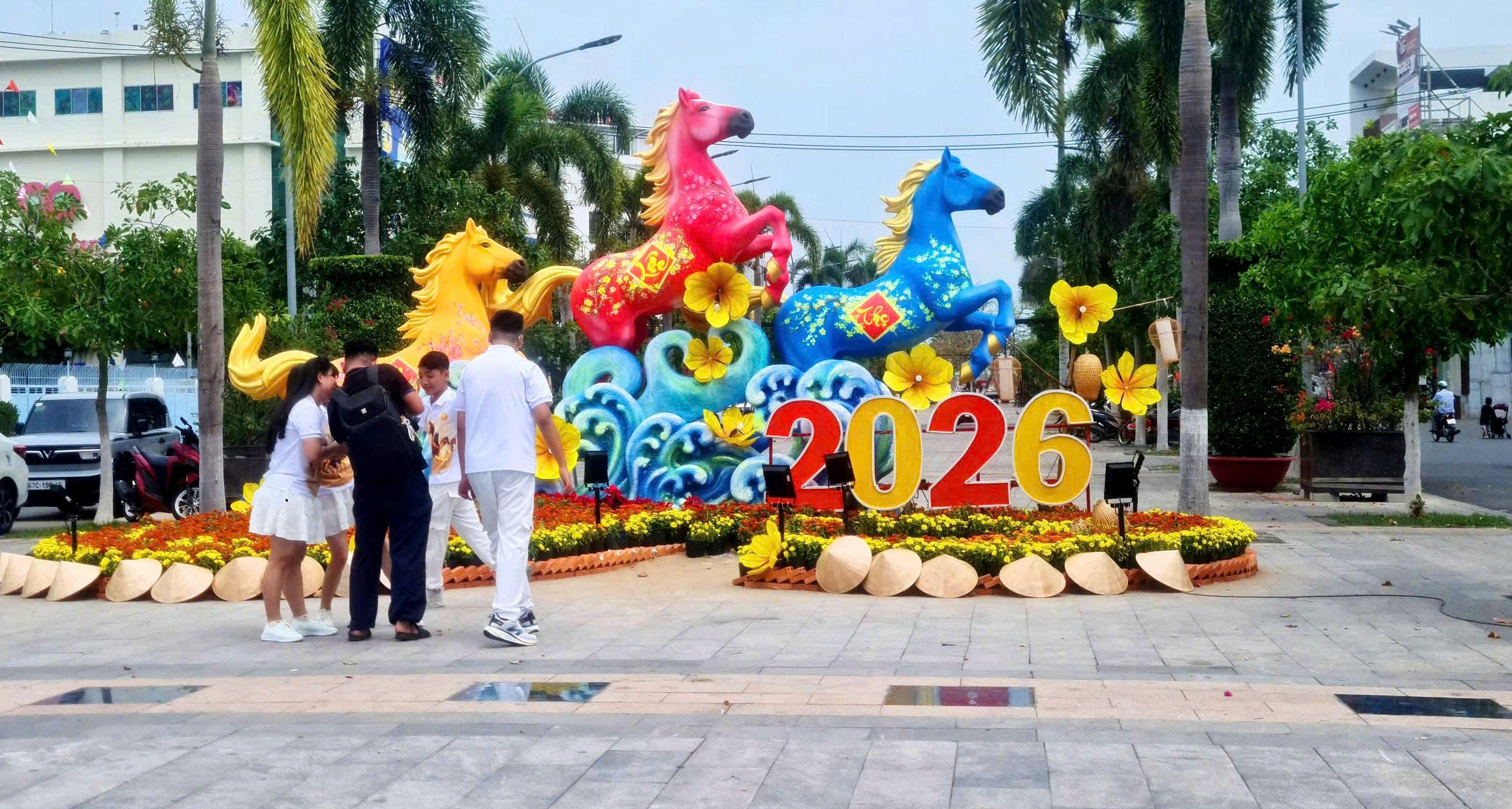 Linh vật ngựa ở Đồng Tháp và An Giang được nhiều người khen ngợi - Ảnh 22.