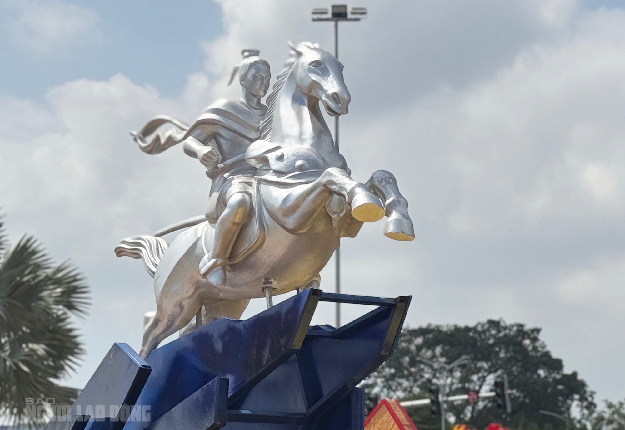 Linh vật ngựa Đ&agrave; Nẵng thu h&uacute;t du kh&aacute;ch trong dịp Tết B&iacute;nh Ngọ 2026 - Ảnh 9.