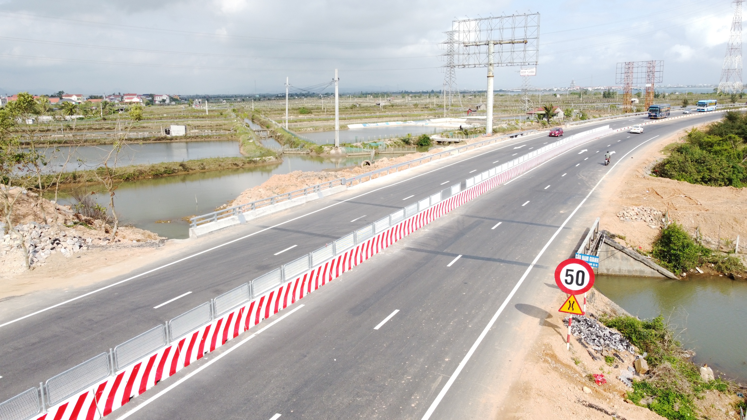 - Ảnh 6. - Ảnh 6.