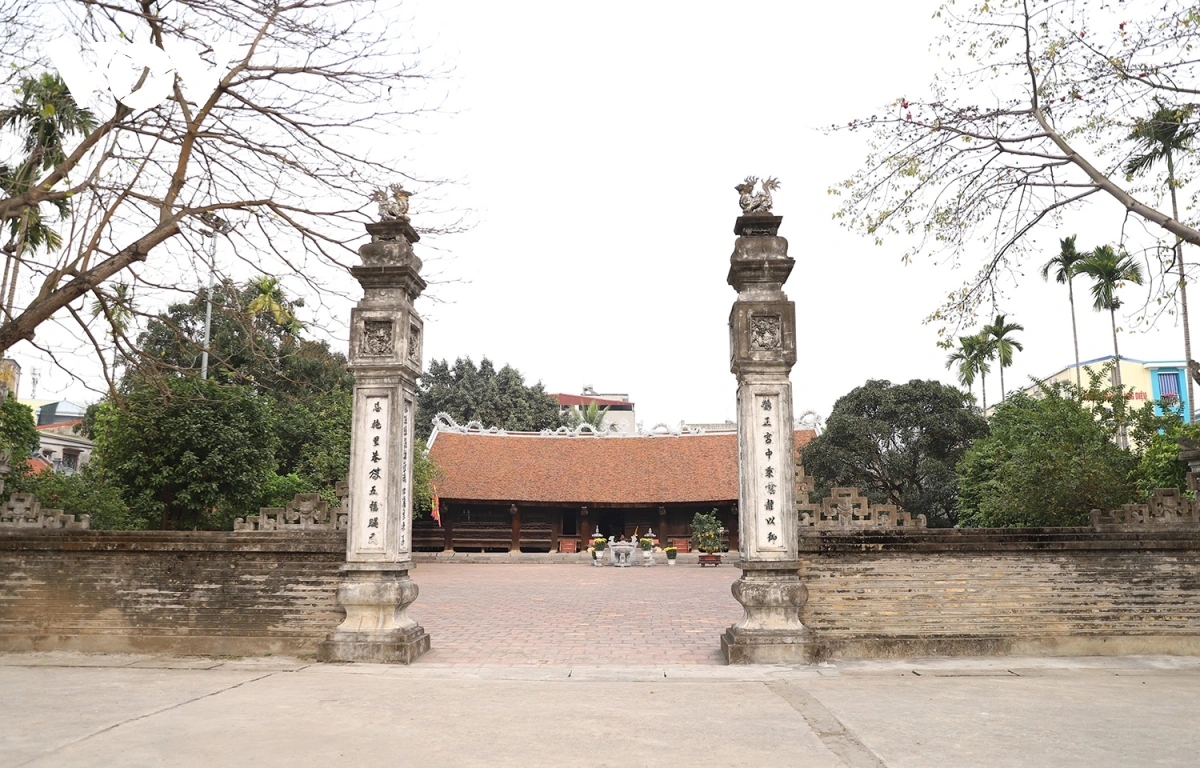 Unique ancient temple, over 300 years old, features 400 dragons carved ...