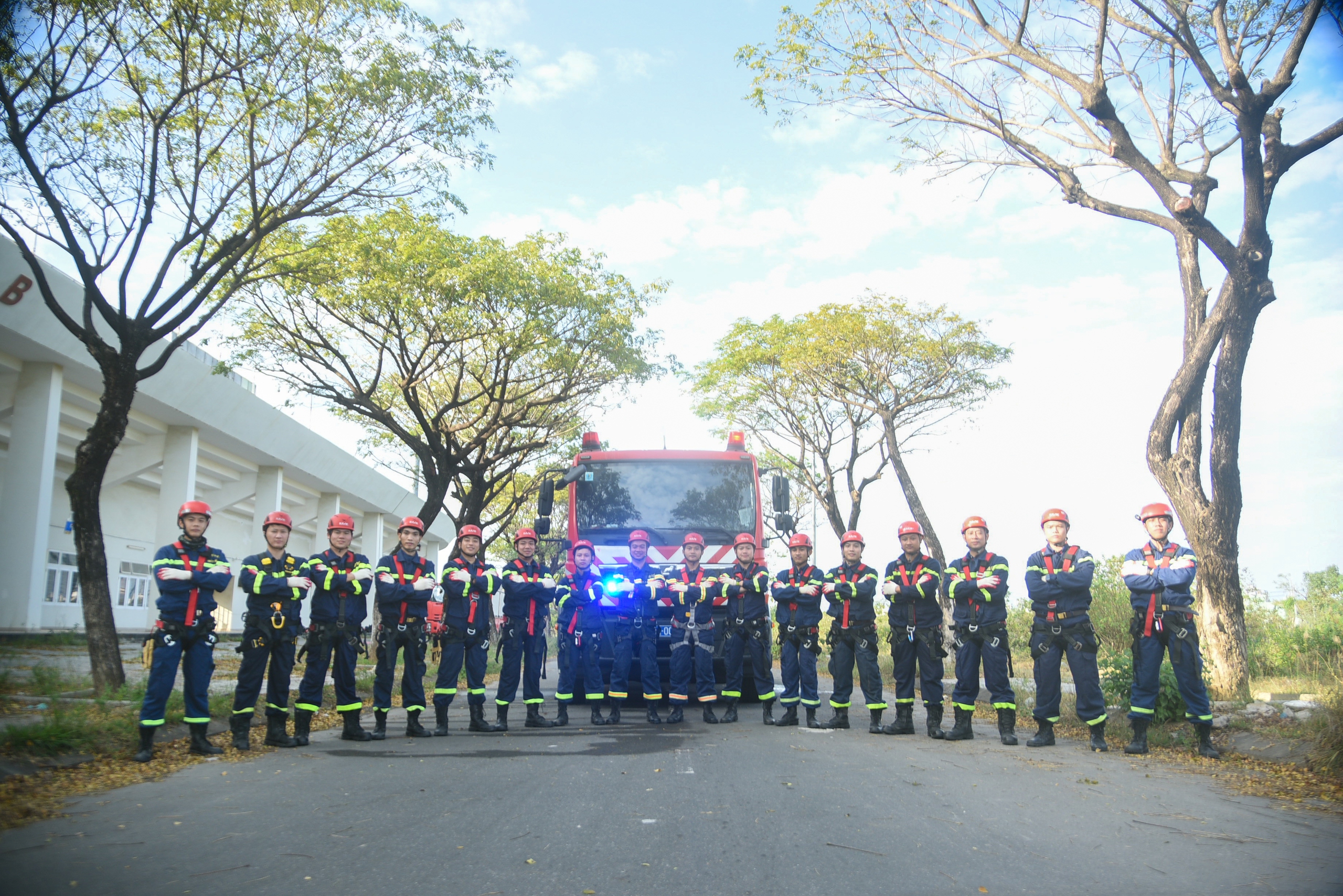 Những &ldquo;người sắt&rdquo; của Tổ PCCC&CNCH đặc biệt tinh nhuệ ở Đ&agrave; Nẵng - Ảnh 11.
