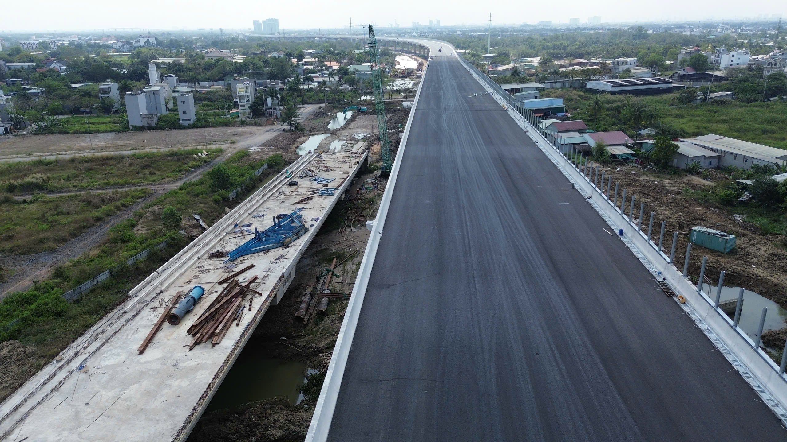 Xu&acirc;n về tr&ecirc;n c&ocirc;ng trường đường V&agrave;nh đai 3 TPHCM - Ảnh 10.