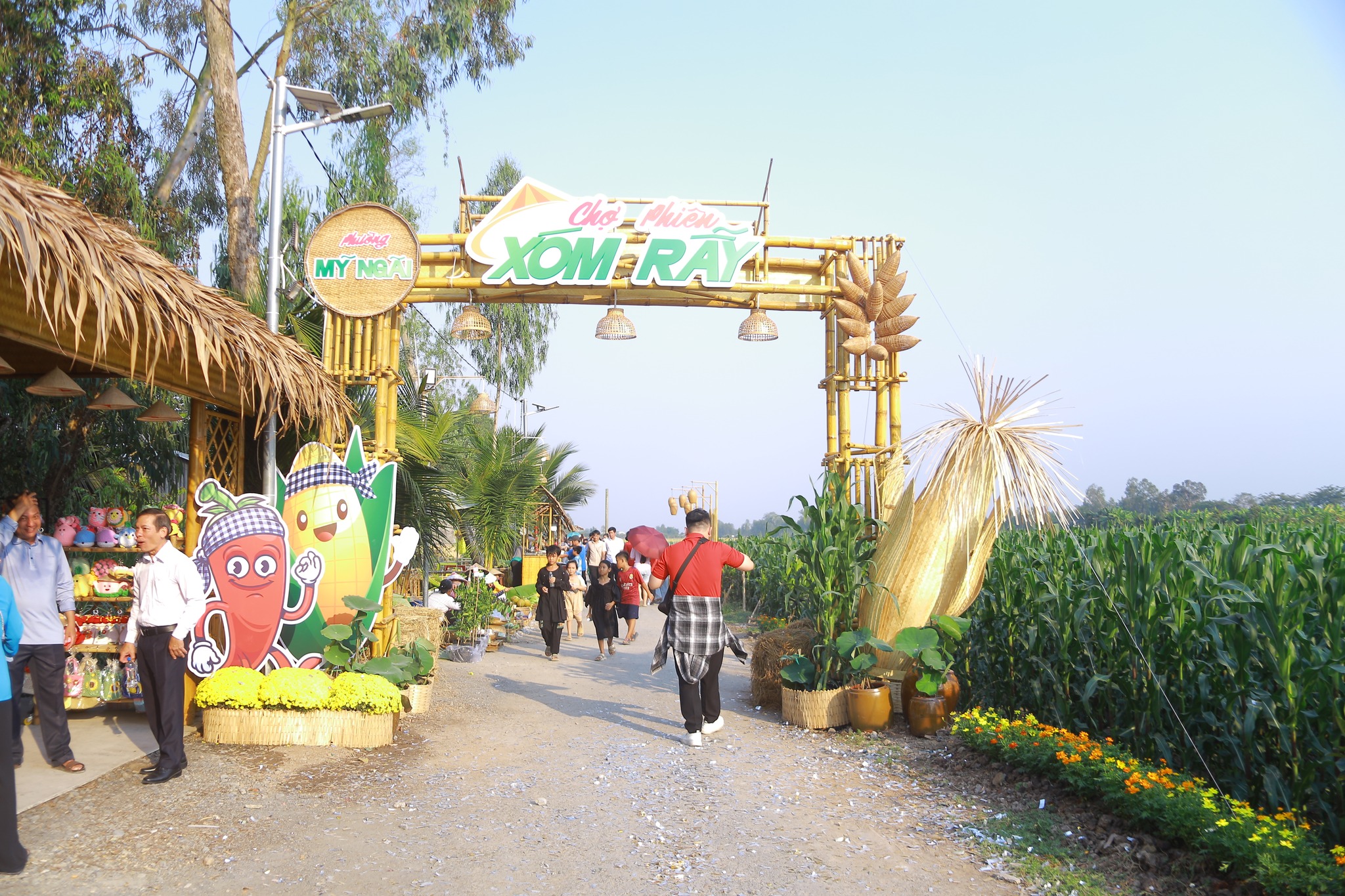 D&acirc;n d&atilde; c&aacute;c m&ocirc; h&igrave;nh chợ qu&ecirc; tại Đồng Th&aacute;p - Ảnh 12.