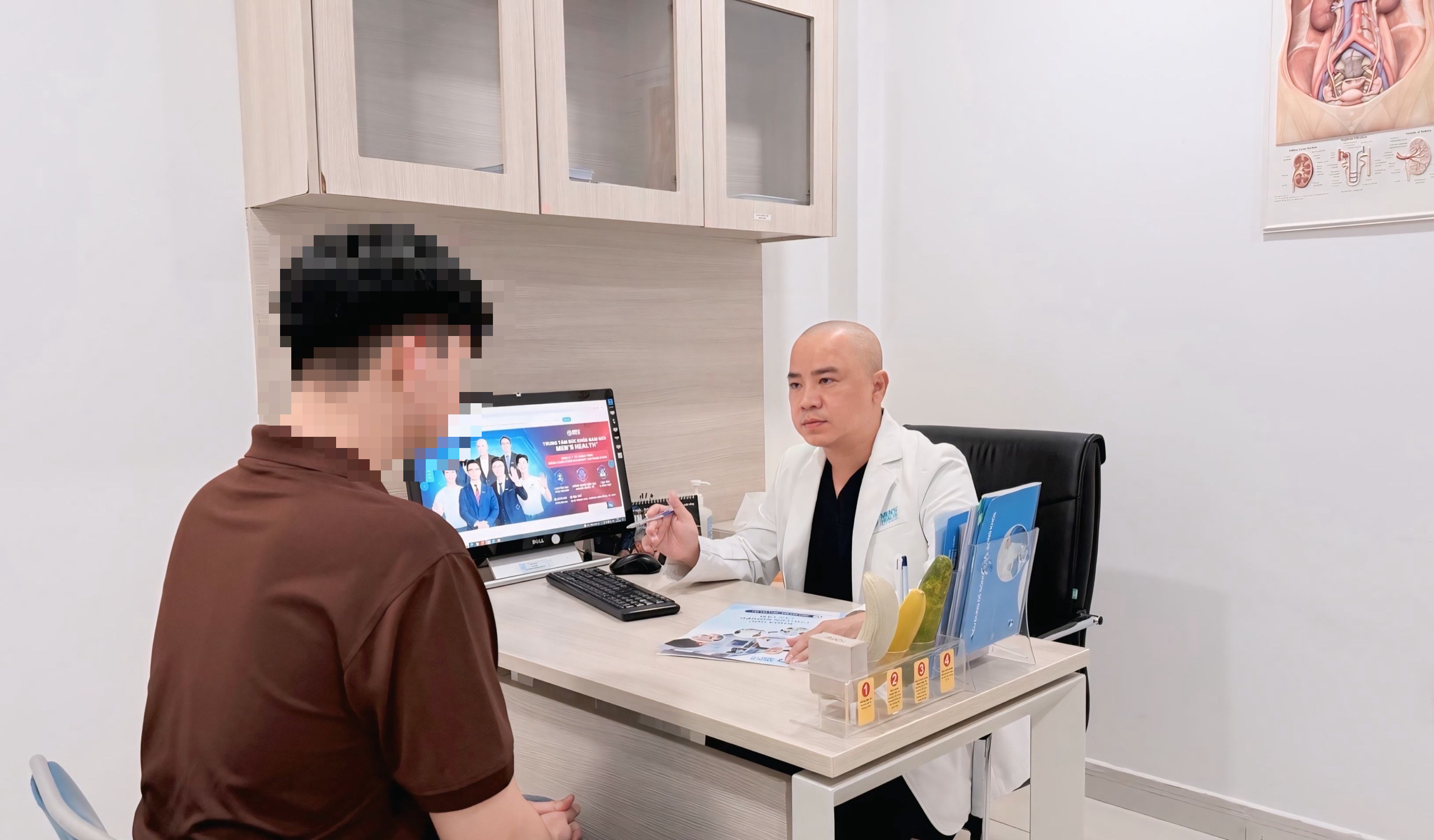 Thuê người yêu qua mạng đi chơi Valentine chàng trai khủng hoảng tâm lý vì sợ mắc bệnh tình dục - Ảnh 1.