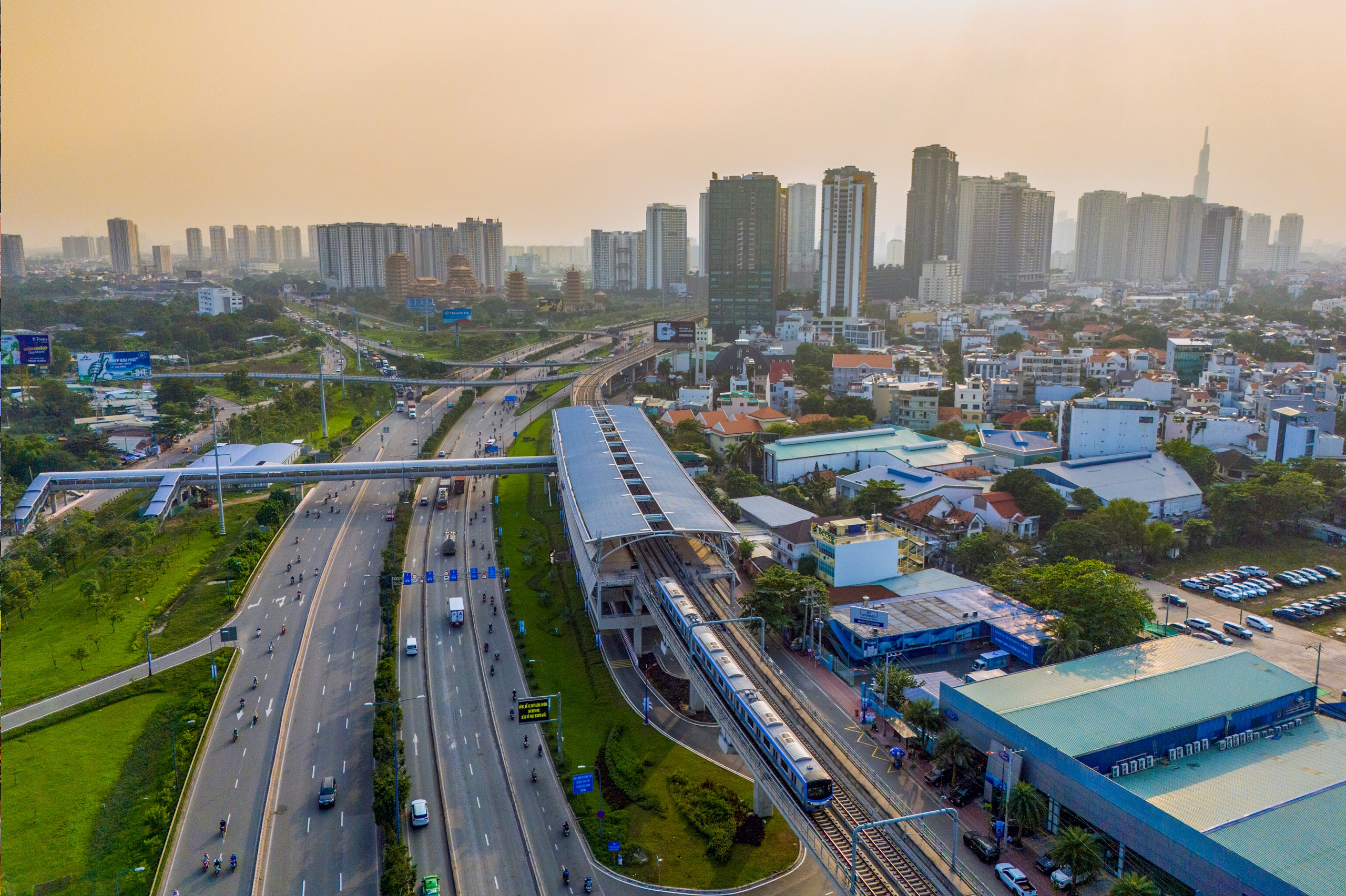 TPHCM - Từ m&ugrave;a xu&acirc;n thống nhất đến m&ugrave;a xu&acirc;n ph&aacute;t triển - Ảnh 3.