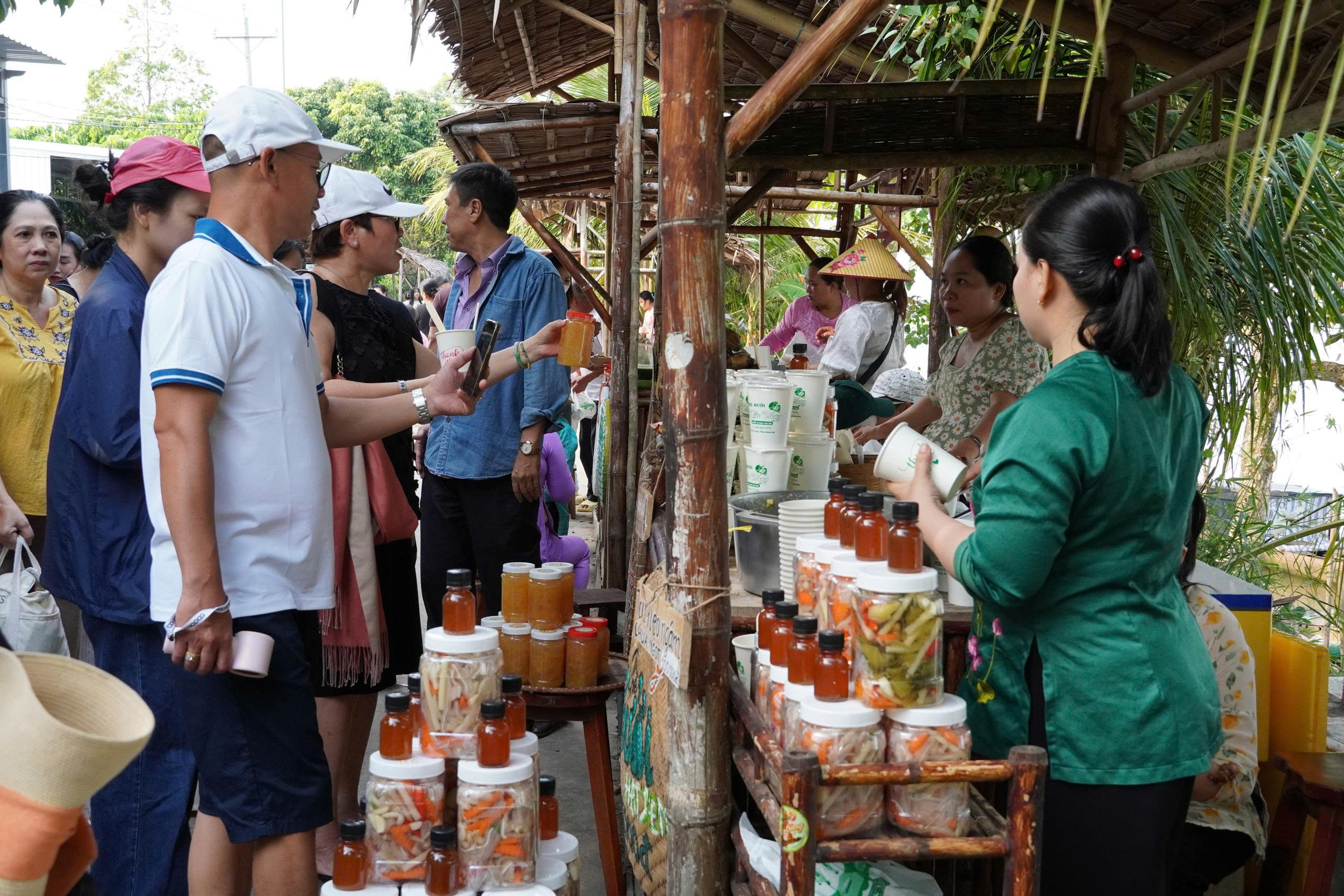 D&acirc;n d&atilde; c&aacute;c m&ocirc; h&igrave;nh chợ qu&ecirc; tại Đồng Th&aacute;p - Ảnh 31.