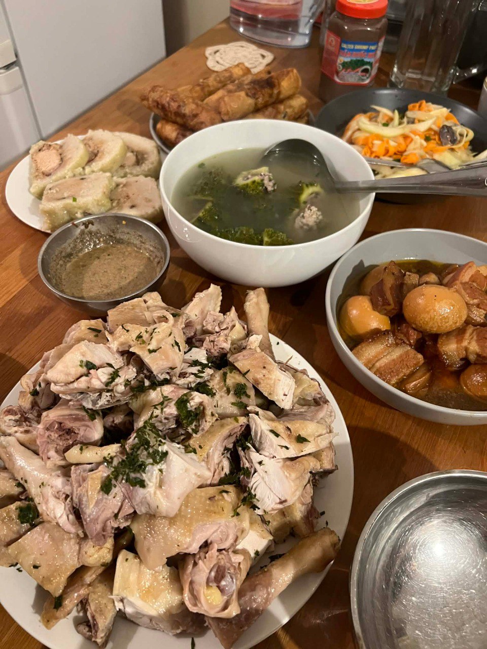 "Tết vị nhà" giữa lòng TP Toronto: Nơi những người trẻ xa xứ tìm về nguồn cội - Ảnh 10.