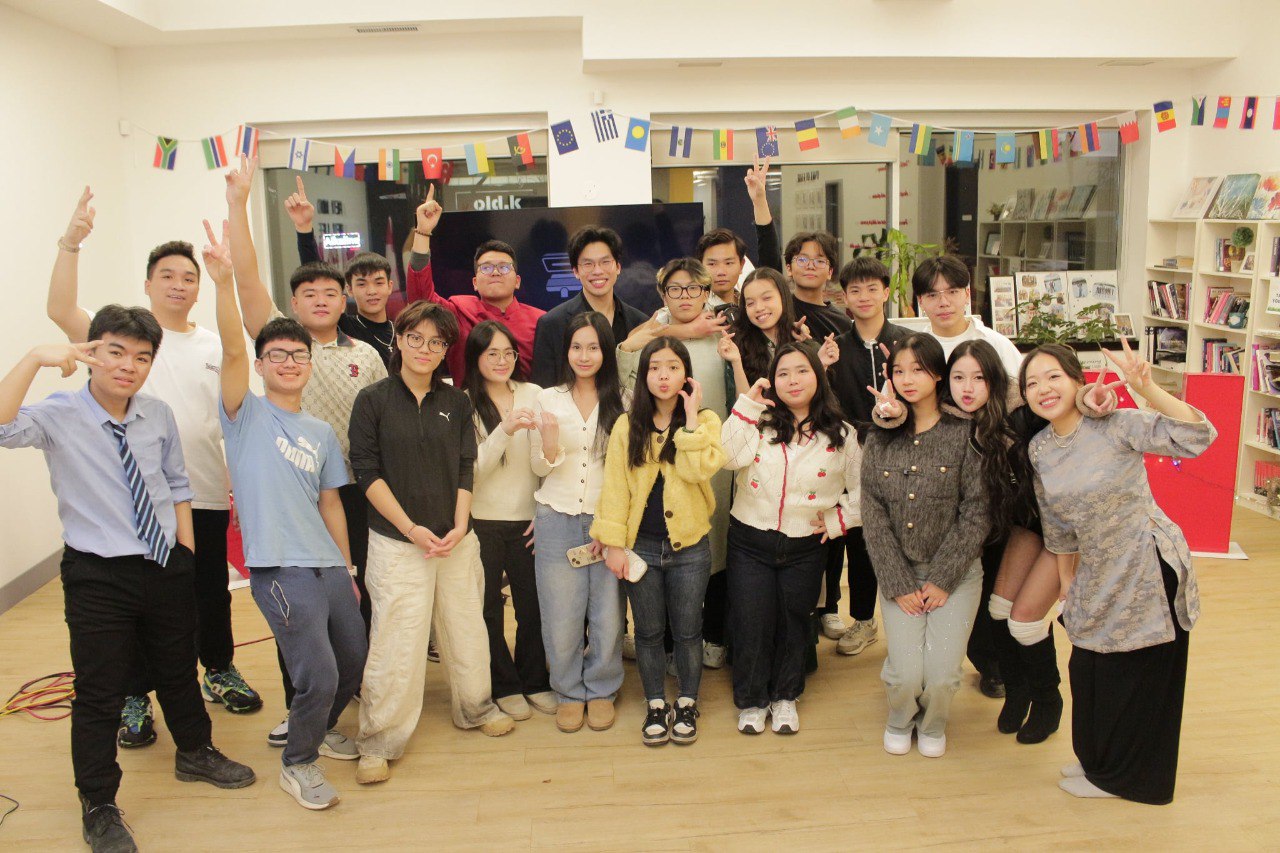 "Tết vị nhà" giữa lòng TP Toronto: Nơi những người trẻ xa xứ tìm về nguồn cội - Ảnh 1.