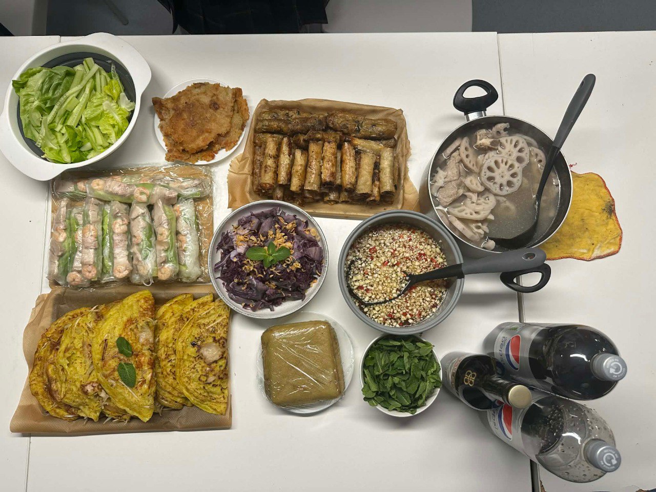 "Tết vị nhà" giữa lòng TP Toronto: Nơi những người trẻ xa xứ tìm về nguồn cội - Ảnh 9.