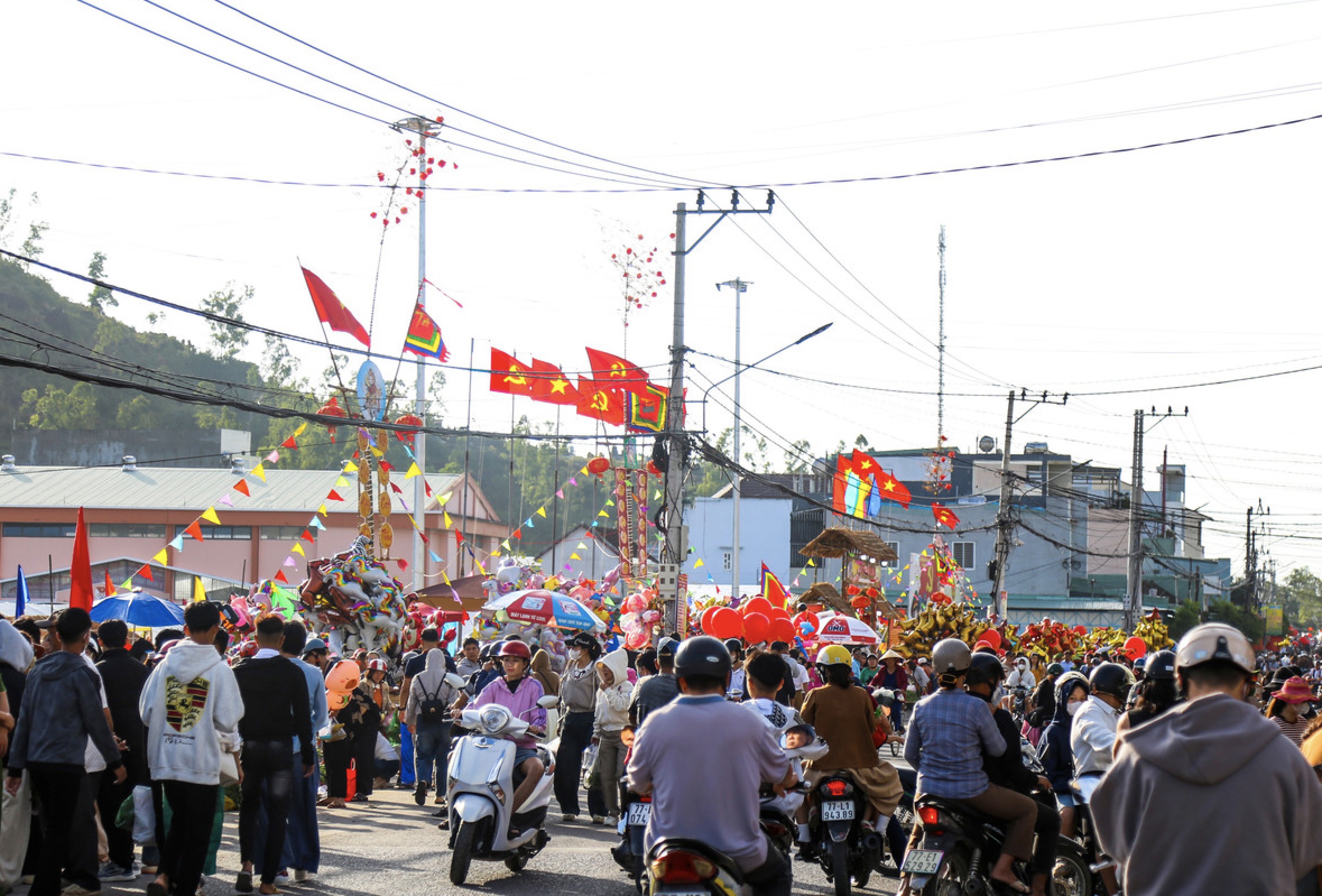 “Độc lạ” chợ Gò mỗi năm chỉ họp duy nhất vào mùng 1 Tết - Ảnh 6.