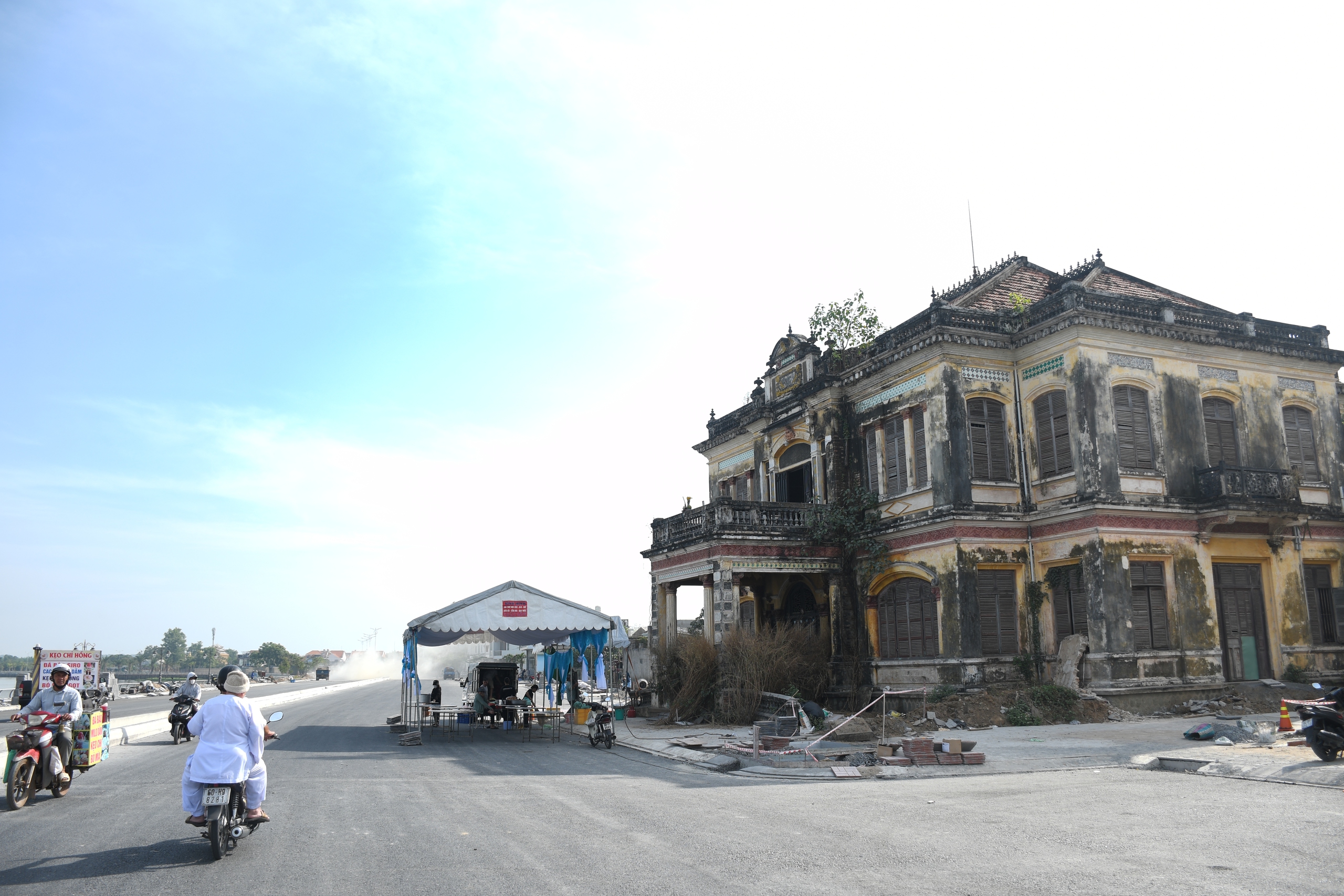 Cận cảnh con đường ven s&ocirc;ng Đồng Nai đẹp nhất năm 2026 - Ảnh 9.