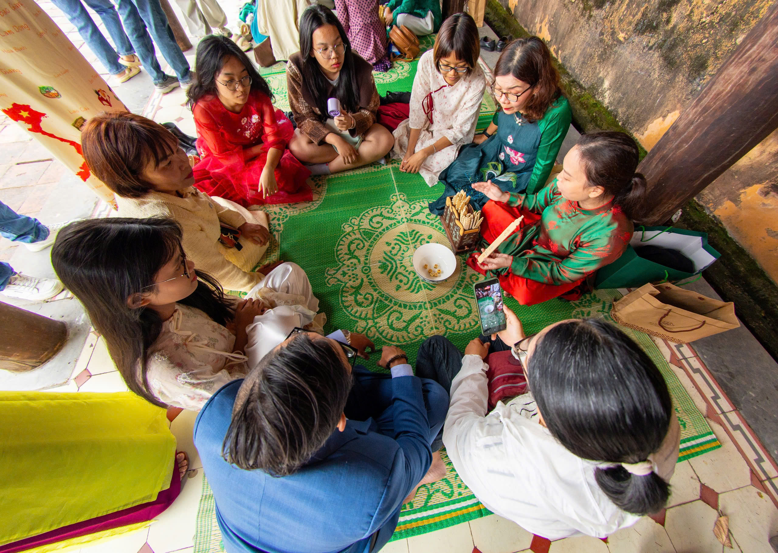 Kh&ocirc;ng kh&iacute; Tết B&iacute;nh Ngọ 2026 tại Đại nội Huế: Những trải nghiệm tuyệt vời - Ảnh 9.