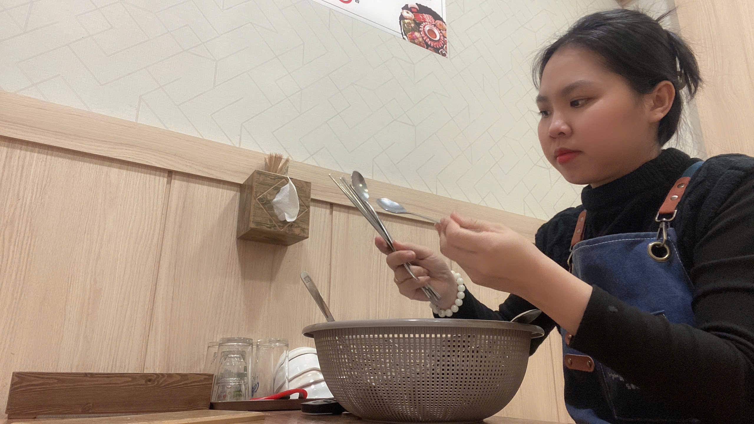 Tết xa qu&ecirc; vẫn ấm &aacute;p: Khi người xa xứ tự giữ lửa m&ugrave;a xu&acirc;n - Ảnh 2.