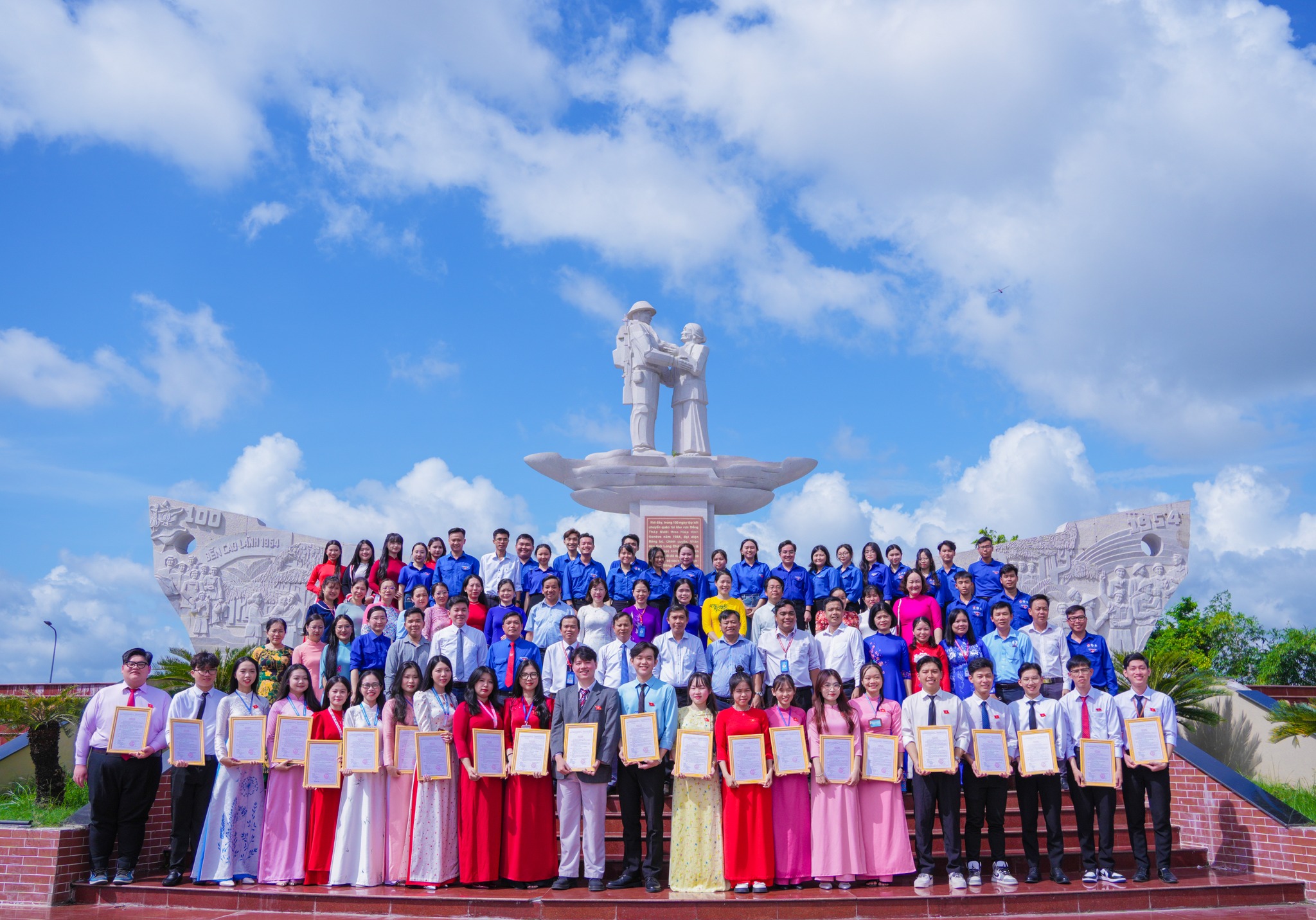 Những &ldquo;địa chỉ đỏ&rdquo; kh&ocirc;ng thể bỏ qua khi đến Đồng Th&aacute;p - Ảnh 31.