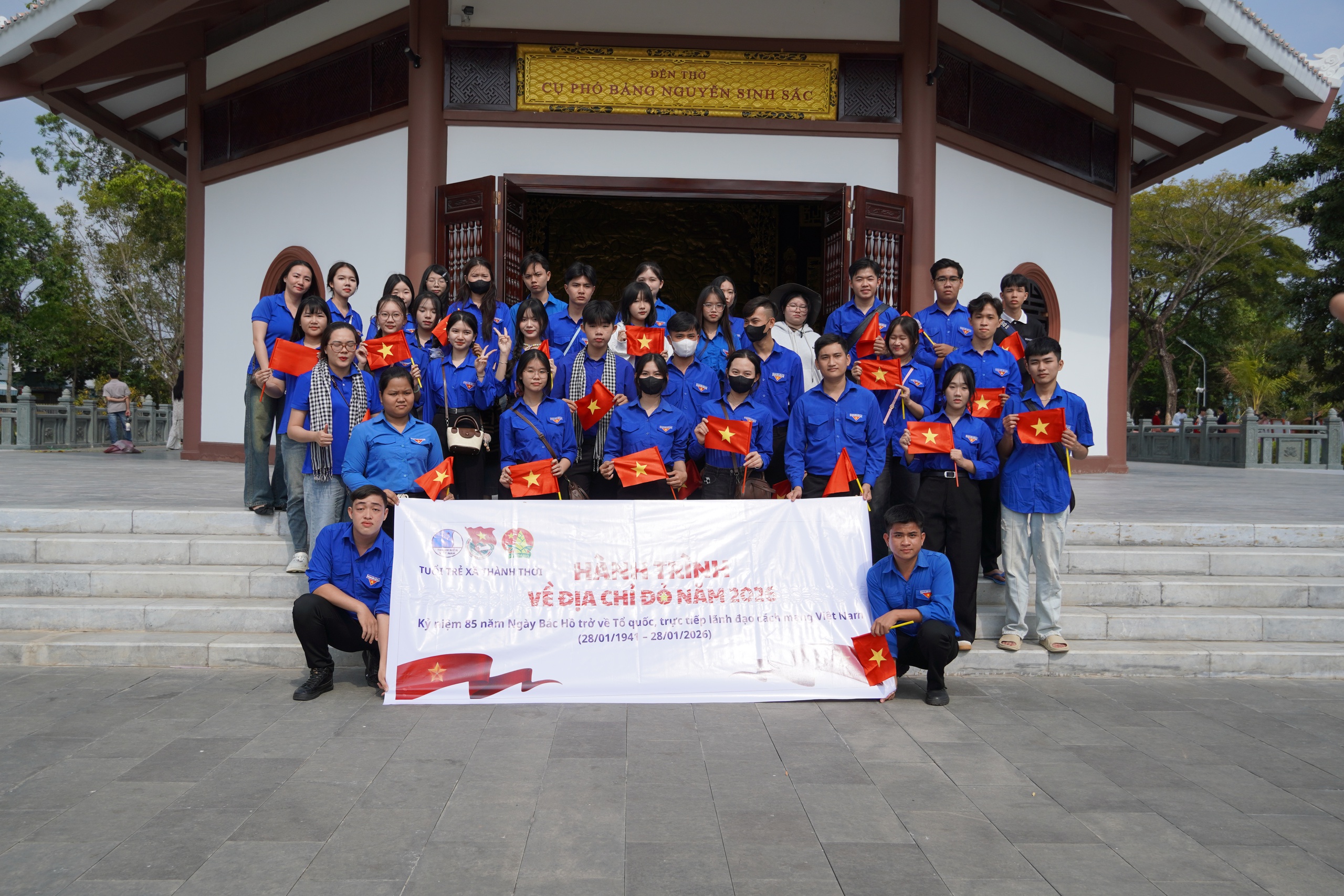 Những &ldquo;địa chỉ đỏ&rdquo; kh&ocirc;ng thể bỏ qua khi đến Đồng Th&aacute;p - Ảnh 23.