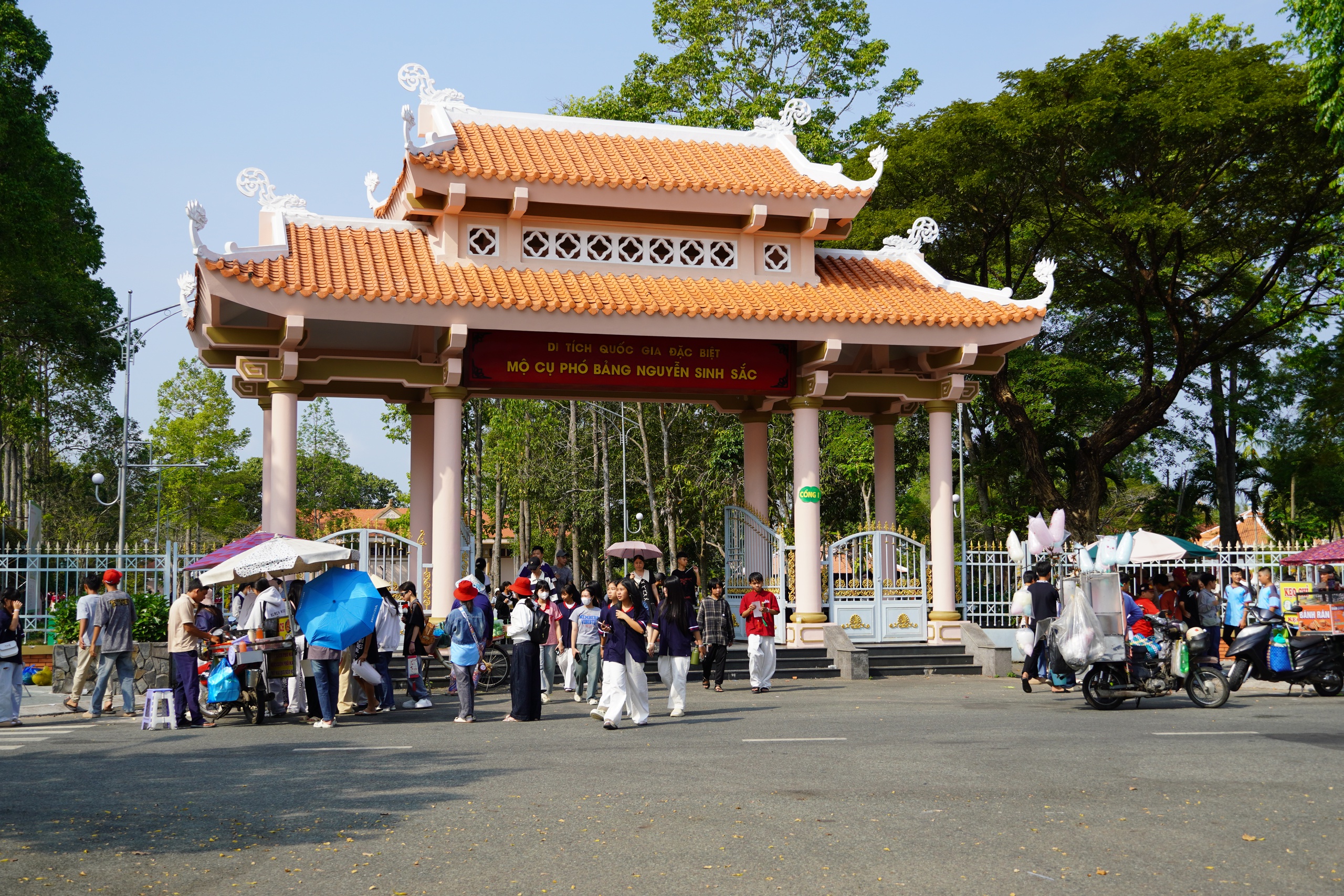 Những &ldquo;địa chỉ đỏ&rdquo; kh&ocirc;ng thể bỏ qua khi đến Đồng Th&aacute;p - Ảnh 3.