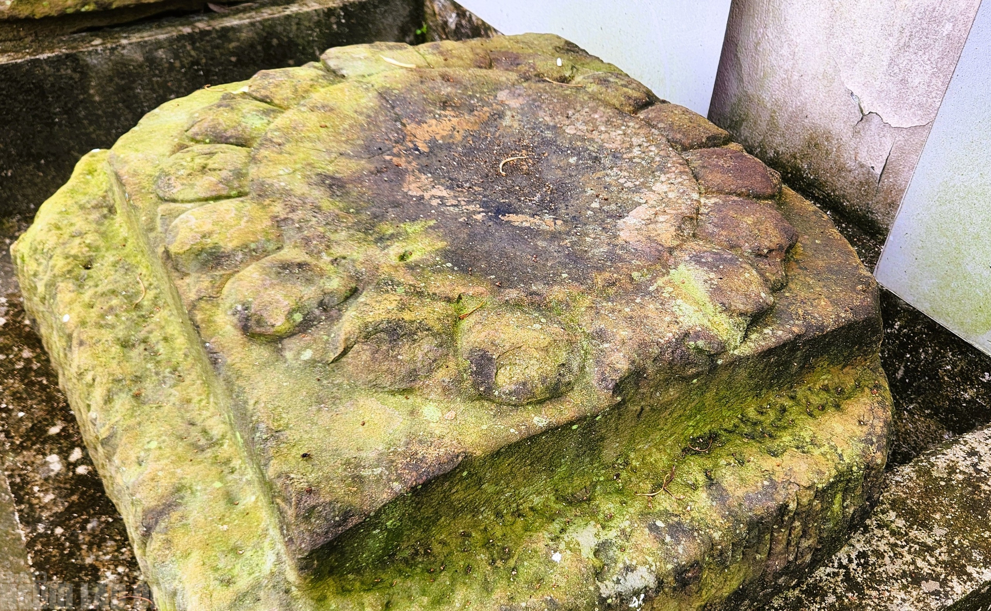 Kỳ b&iacute; những ch&acirc;n tảng đ&aacute; hơn 600 năm ở Th&agrave;nh nh&agrave; Hồ - Ảnh 3.