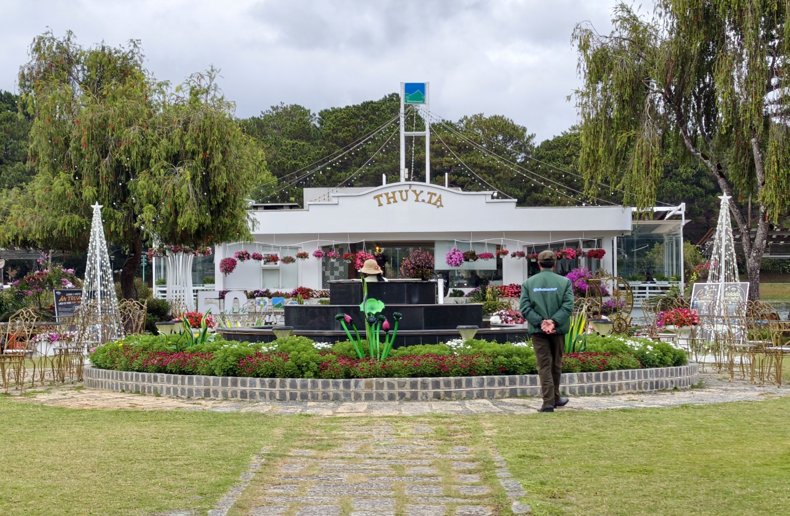 Ảnh độc đ&aacute;o Đ&agrave; Lạt hơn nửa thế kỷ trước v&agrave; đầu năm B&iacute;nh Ngọ 2026 - Ảnh 16.