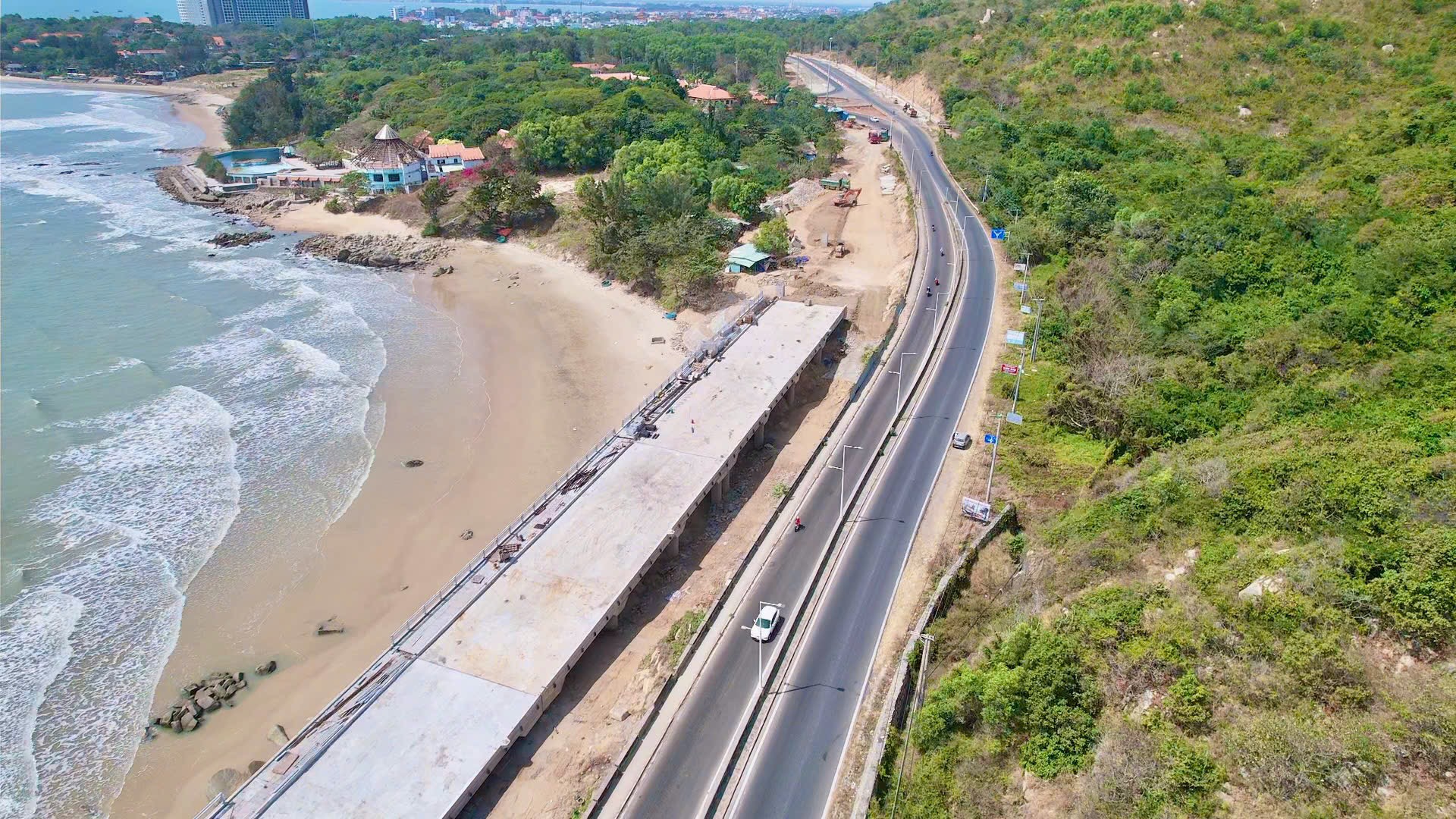 Cận cảnh tuyến đường ven biển ĐT994 TPHCM th&uacute;c đẩy du lịch v&agrave; kinh tế 2026 - Ảnh 6.