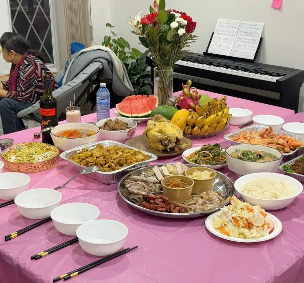 Giữ &ldquo;hương vị&rdquo; Tết qu&ecirc; nh&agrave; nơi xứ người - Ảnh 2.