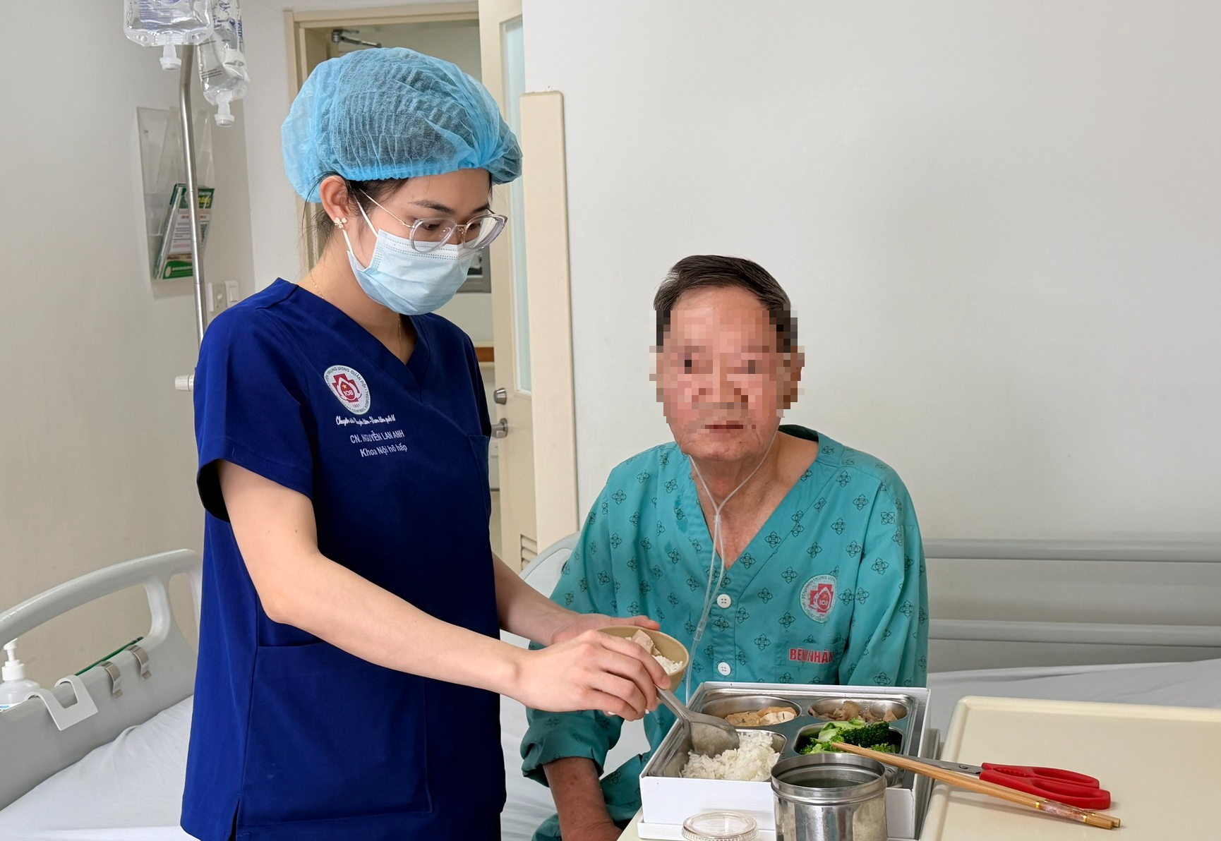 Hơn 18.000 ca cấp cứu nghi do tai nạn giao thông trong 5 ngày Tết - Ảnh 1.