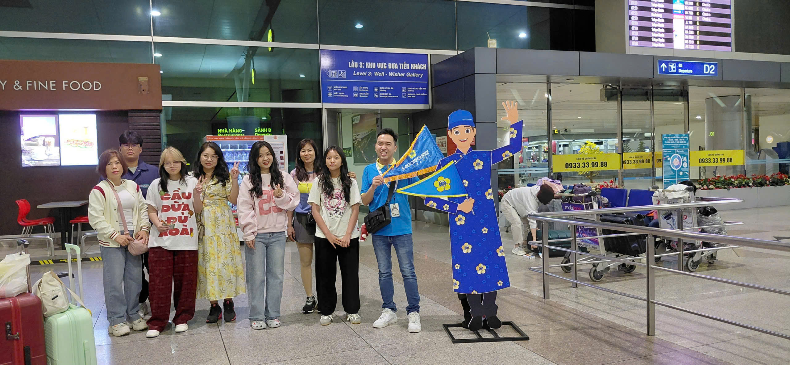 Kh&aacute;ch du Xu&acirc;n nườm nượp kỳ nghỉ Tết d&agrave;i 2026 , thị trường du lịch b&ugrave;ng nổ - Ảnh 3.