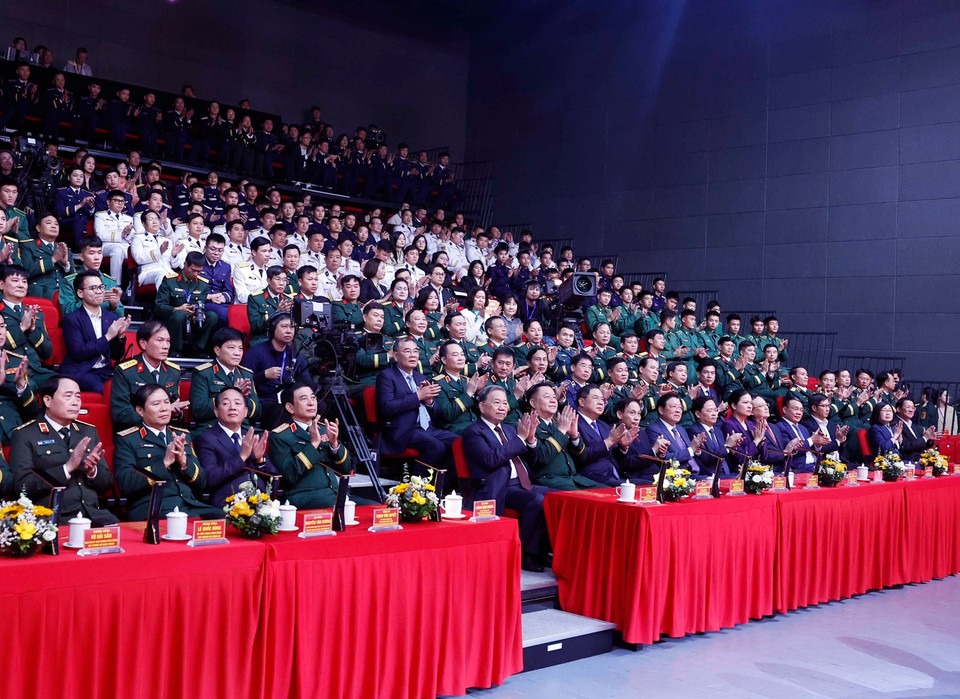 Tổng B&iacute; thư T&ocirc; L&acirc;m trao giải cuộc thi Vững bước dưới cờ Đảng năm 2026 - Ảnh 2.