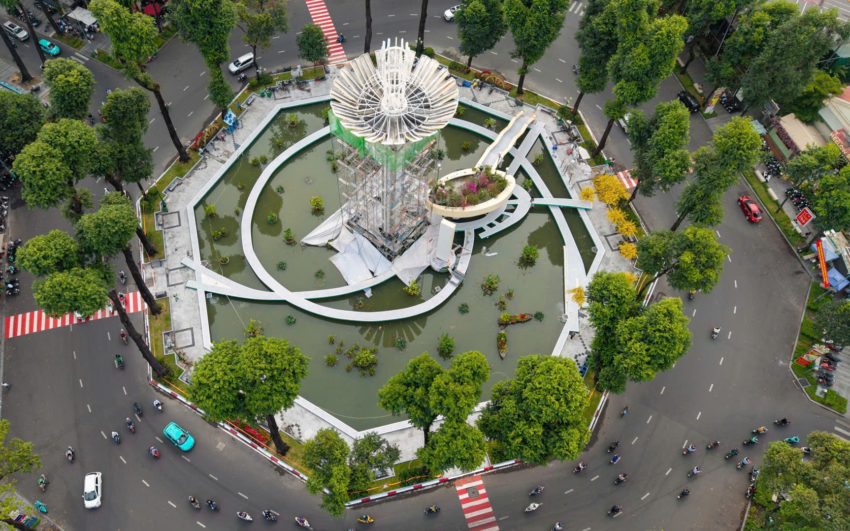 TPHCM: Sẵn s&agrave;ng thay đổi m&agrave;u sơn khu vực chợ Bến Th&agrave;nh - Ảnh 2.