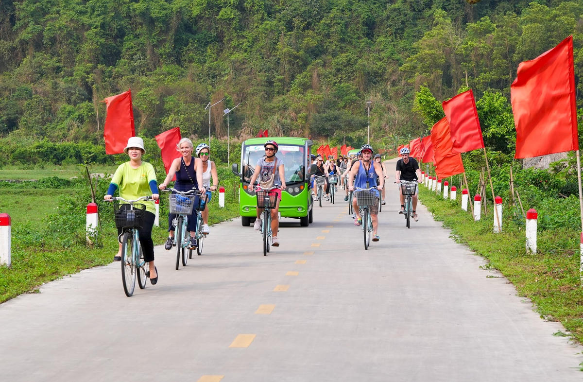 Làng cổ Việt Hải – viên ngọc xanh giữa lòng Vườn quốc gia Cát Bà - Ảnh 5.