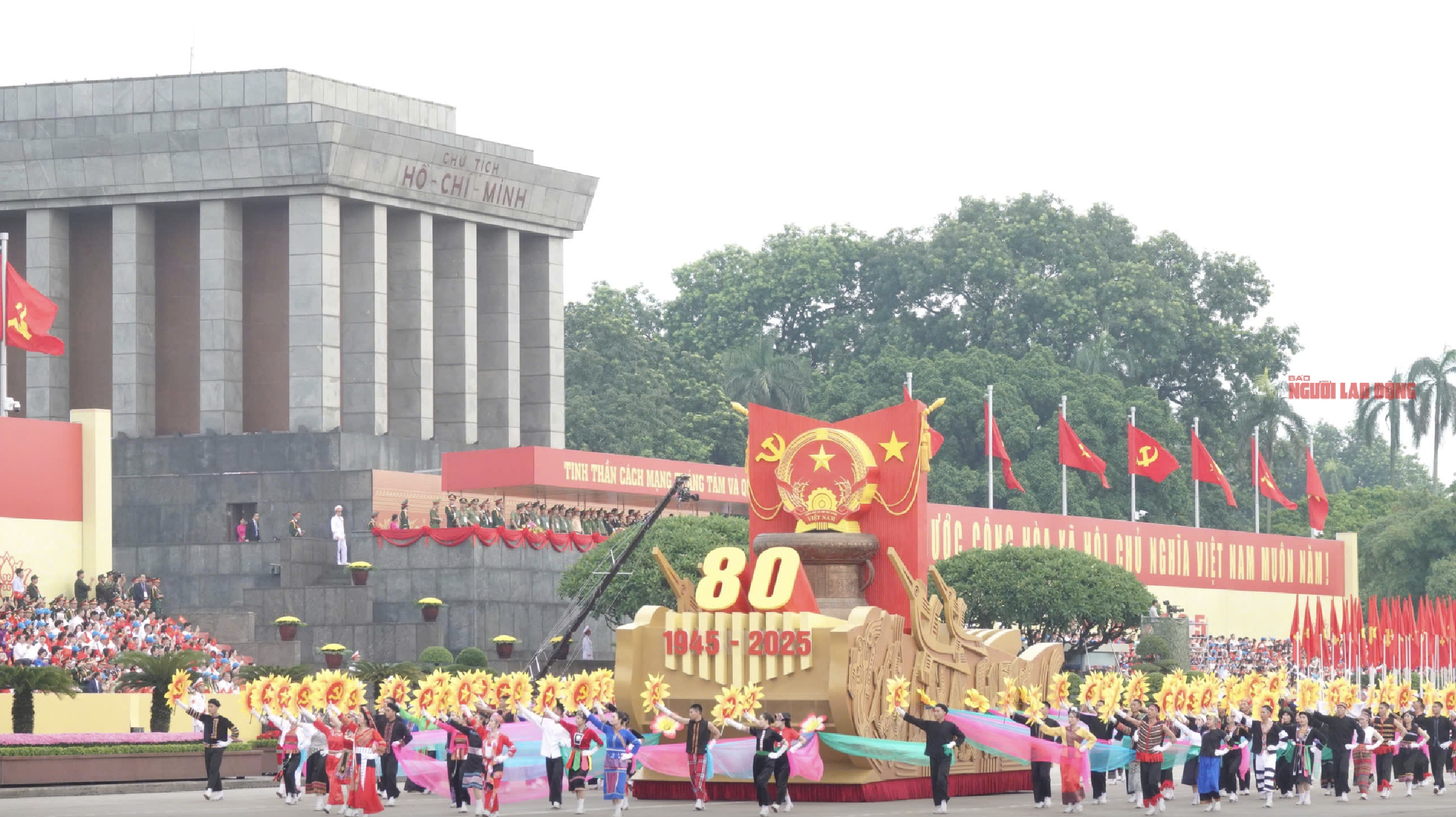 Dấu ấn nổi bật của H&agrave; Nội 2025 trong ph&aacute;t triển x&atilde; hội v&agrave; văn h&oacute;a - Ảnh 3.