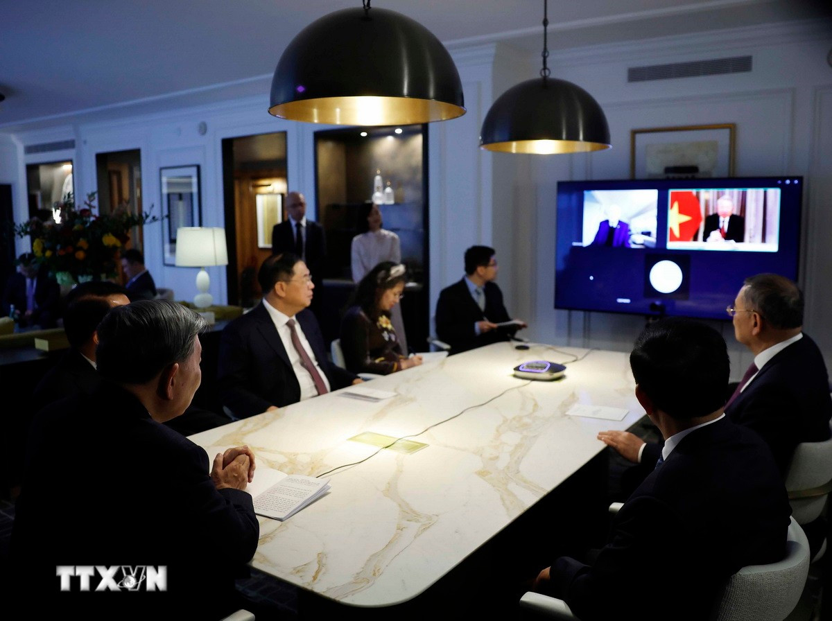 Tổng B&iacute; thư T&ocirc; L&acirc;m điện đ&agrave;m với nguy&ecirc;n Thượng nghị sỹ Mỹ Patrick Leahy - Ảnh 3.