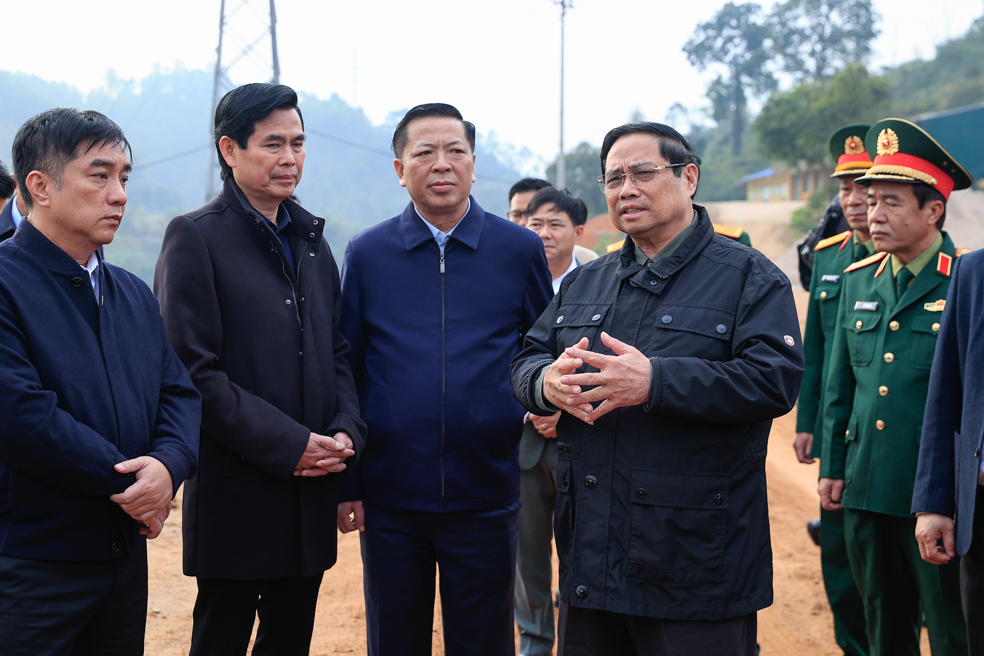 Thủ tướng: Kh&aacute;nh th&agrave;nh cao tốc Đồng Đăng-Tr&agrave; Lĩnh v&agrave; Hữu Nghị-Chi Lăng v&agrave;o dịp 30-4-2026 - Ảnh 2.