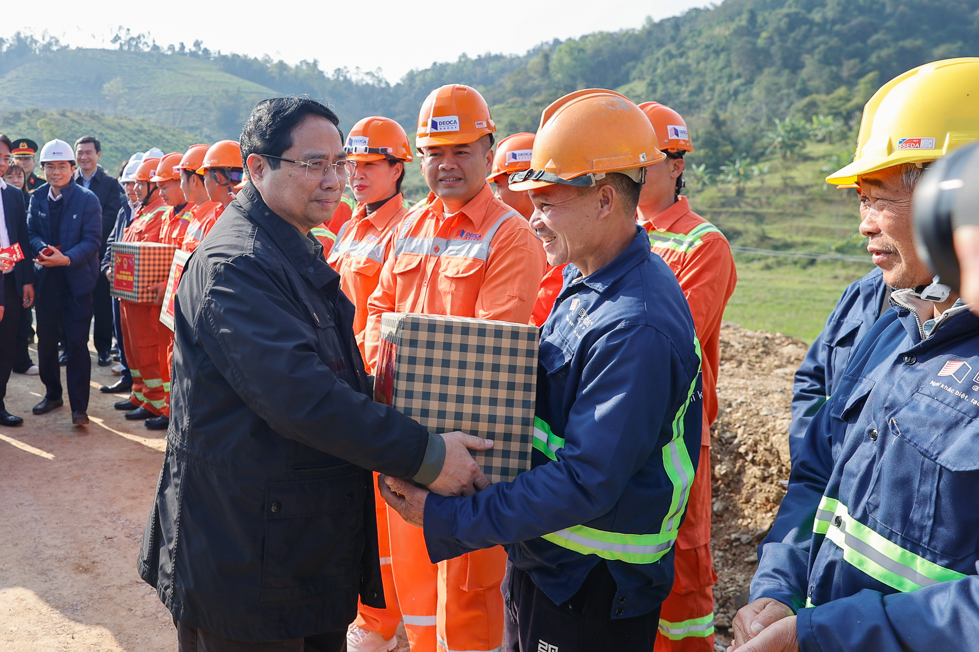 Thủ tướng: Kh&aacute;nh th&agrave;nh cao tốc Đồng Đăng-Tr&agrave; Lĩnh v&agrave; Hữu Nghị-Chi Lăng v&agrave;o dịp 30-4-2026 - Ảnh 3.