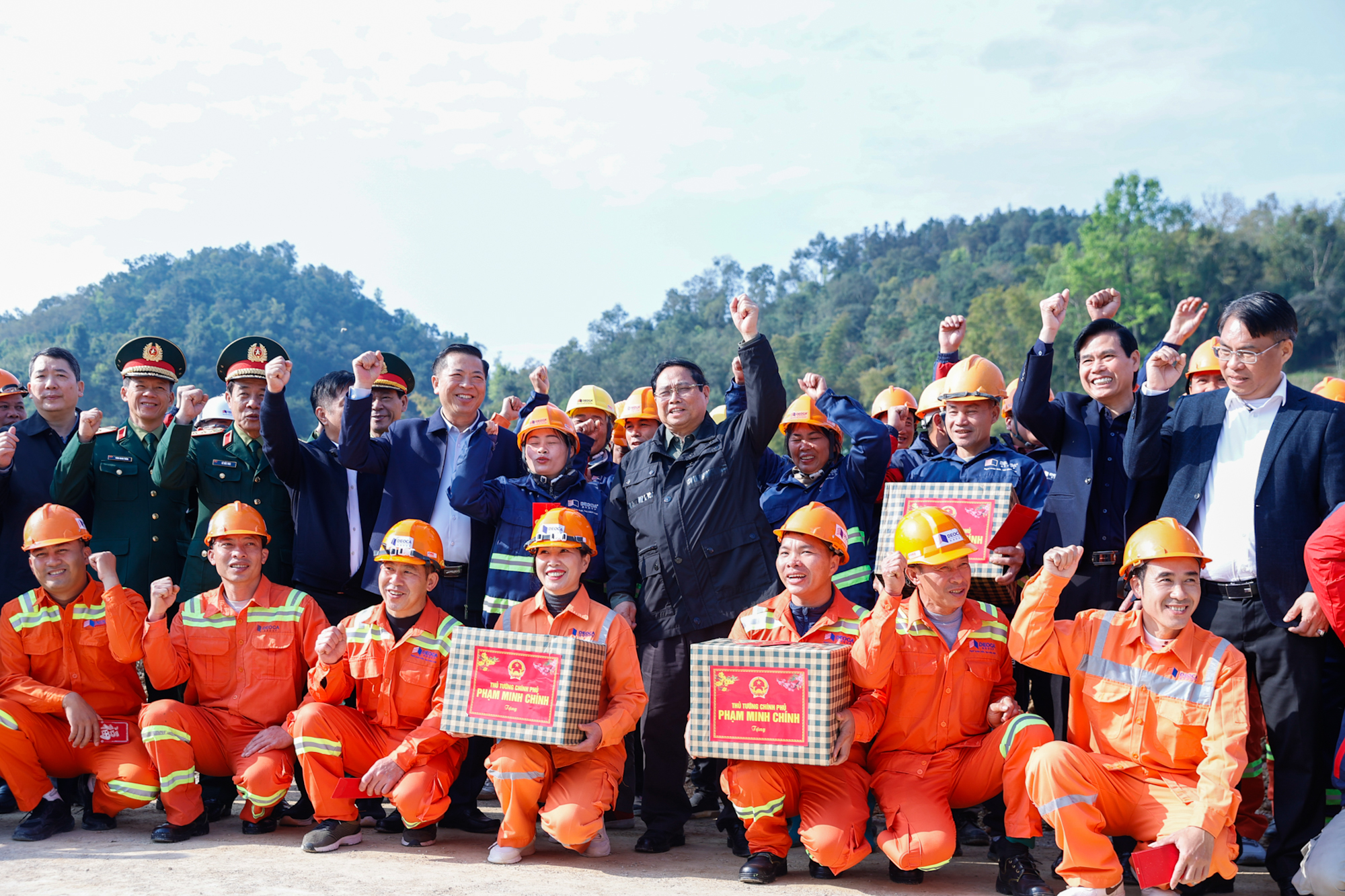 Thủ tướng: Kh&aacute;nh th&agrave;nh cao tốc Đồng Đăng-Tr&agrave; Lĩnh v&agrave; Hữu Nghị-Chi Lăng v&agrave;o dịp 30-4-2026 - Ảnh 6.