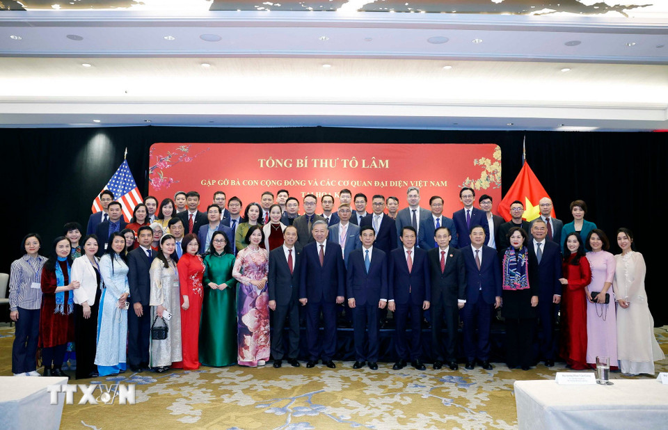 Tổng B&iacute; thư T&ocirc; L&acirc;m gặp gỡ b&agrave; con cộng đồng v&agrave; c&aacute;c cơ quan đại diện Việt Nam tại Mỹ - Ảnh 9.