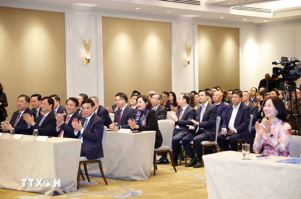 Tổng B&iacute; thư T&ocirc; L&acirc;m gặp gỡ b&agrave; con cộng đồng v&agrave; c&aacute;c cơ quan đại diện Việt Nam tại Mỹ - Ảnh 7.