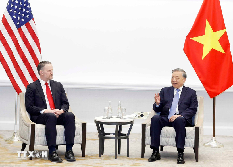 Tổng B&iacute; thư T&ocirc; L&acirc;m tiếp Trưởng đại diện Thương mại Mỹ Jamieson Greer - Ảnh 1.