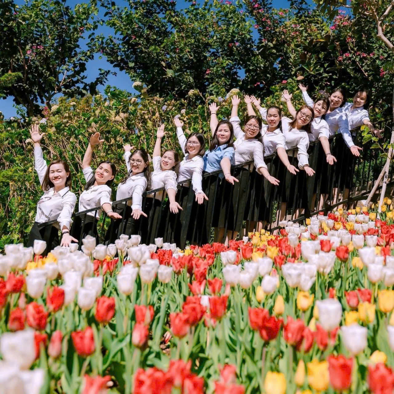  N&uacute;i B&agrave; Đen đ&oacute;n lượng kh&aacute;ch "khủng" trong 6 ng&agrave;y Tết - Ảnh 3.