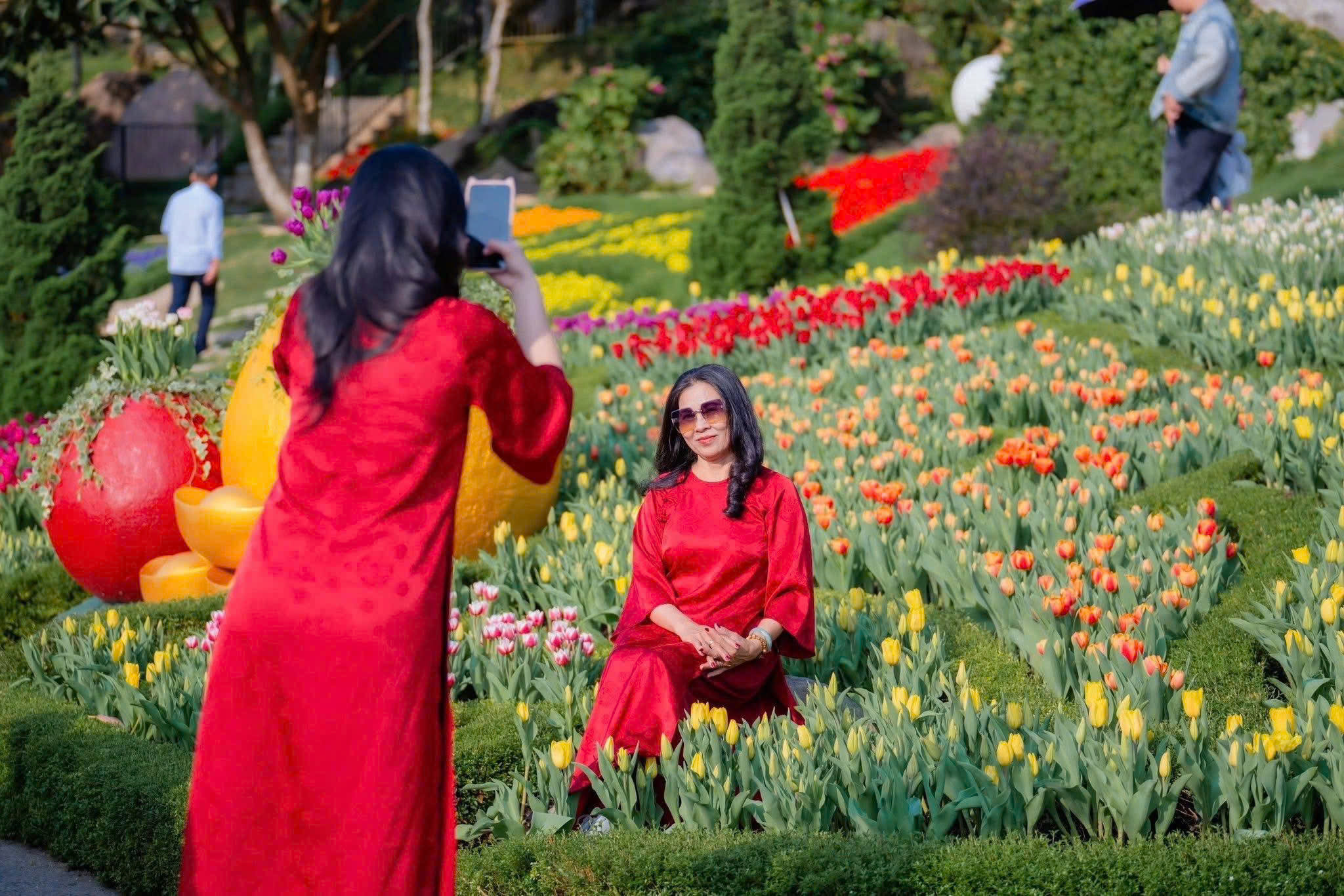  N&uacute;i B&agrave; Đen đ&oacute;n lượng kh&aacute;ch "khủng" trong 6 ng&agrave;y Tết - Ảnh 8.