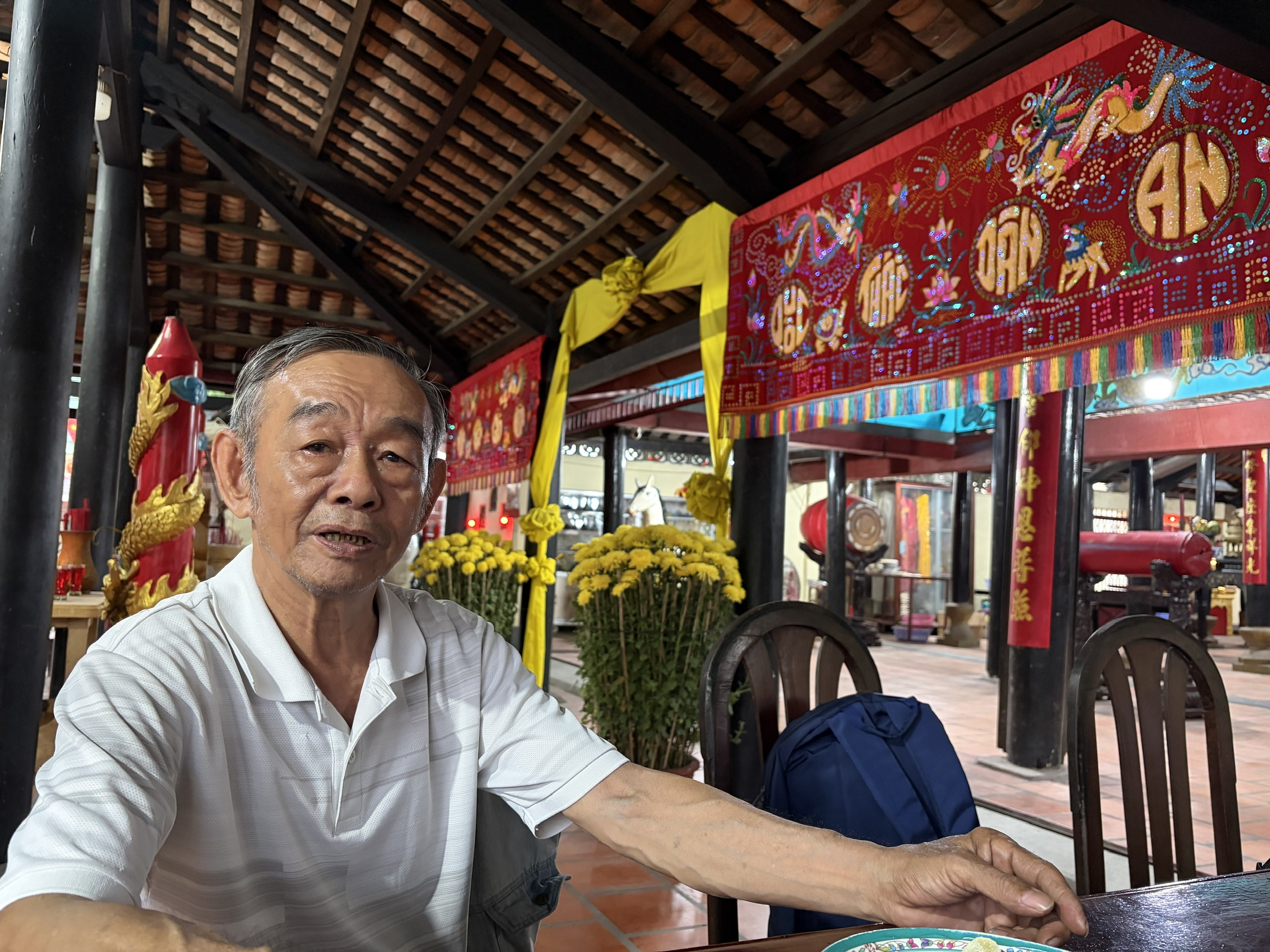 Kh&aacute;m ph&aacute; đ&igrave;nh Th&ocirc;ng T&acirc;y Hội hơn 300 năm tuổi - Ảnh 19.