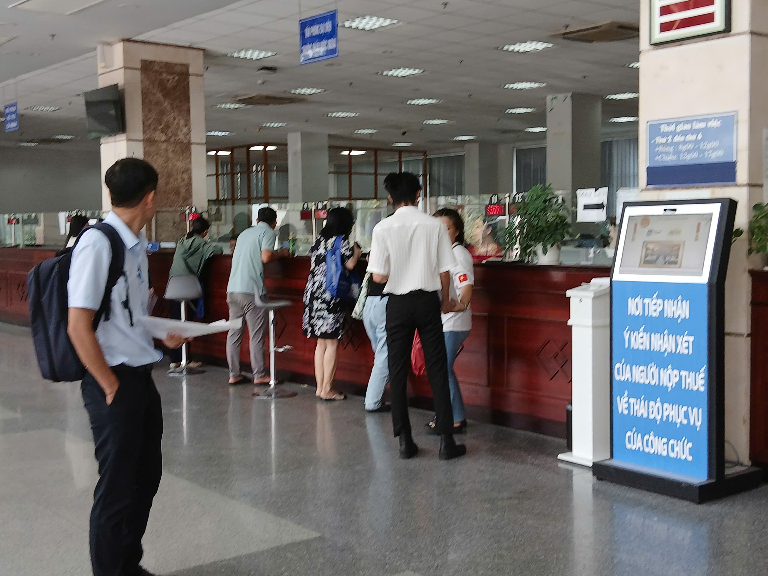 Thuế TP HCM thông báo khẩn thời hạn nộp thuế - Ảnh 1. Thuế TP HCM thông báo khẩn thời hạn nộp thuế - Ảnh 1.